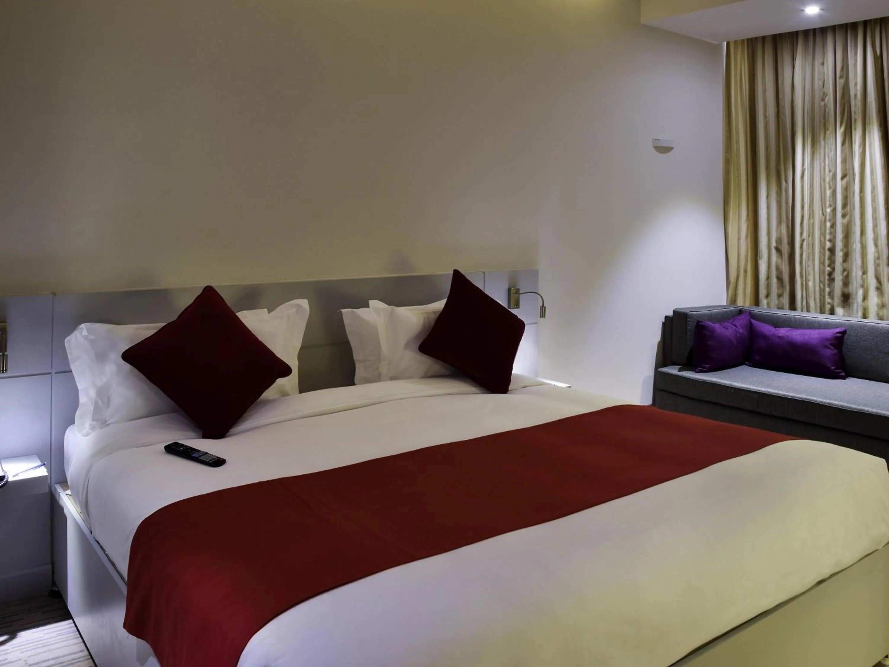 Bedroom in Novotel Suites Riyadh Centre