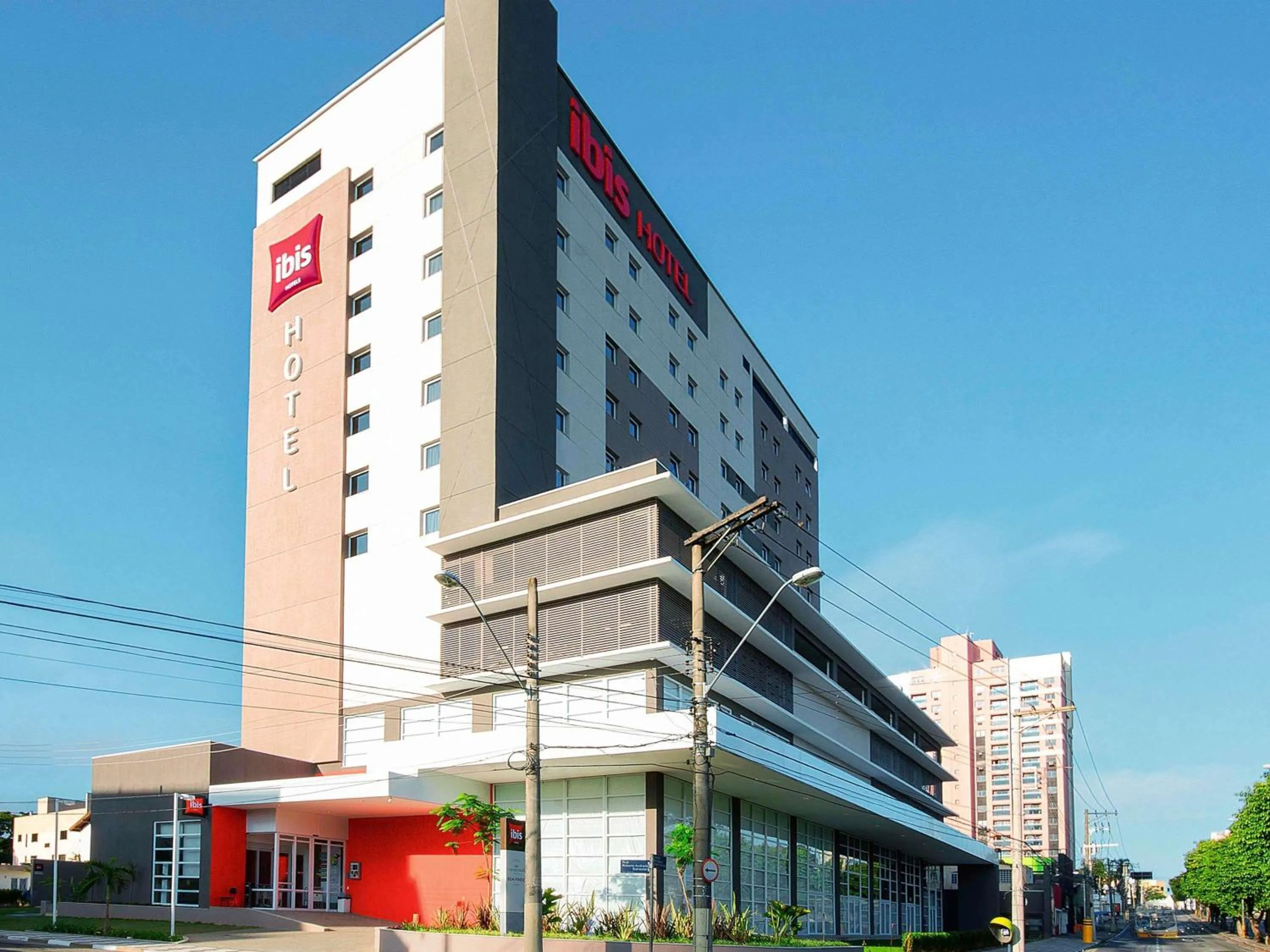 Property building in ibis Mogi das Cruzes Shopping