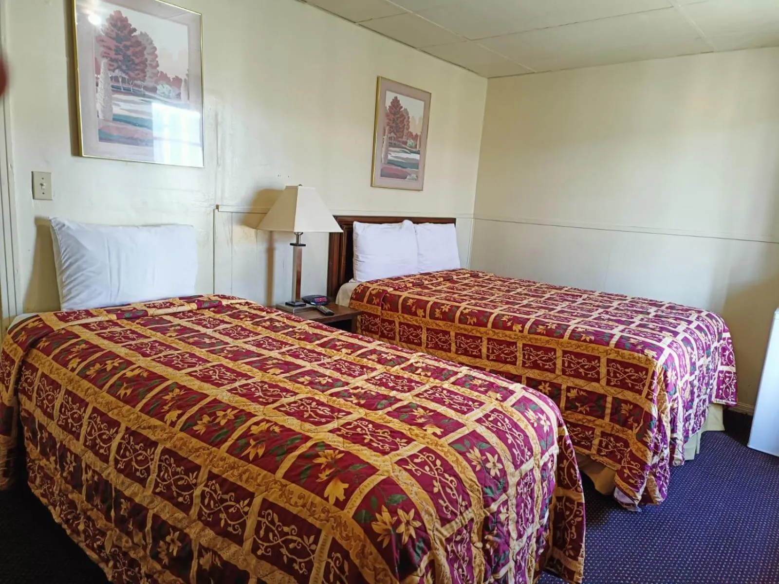 Bedroom in Triangle Motel by OYO Mexia Texas