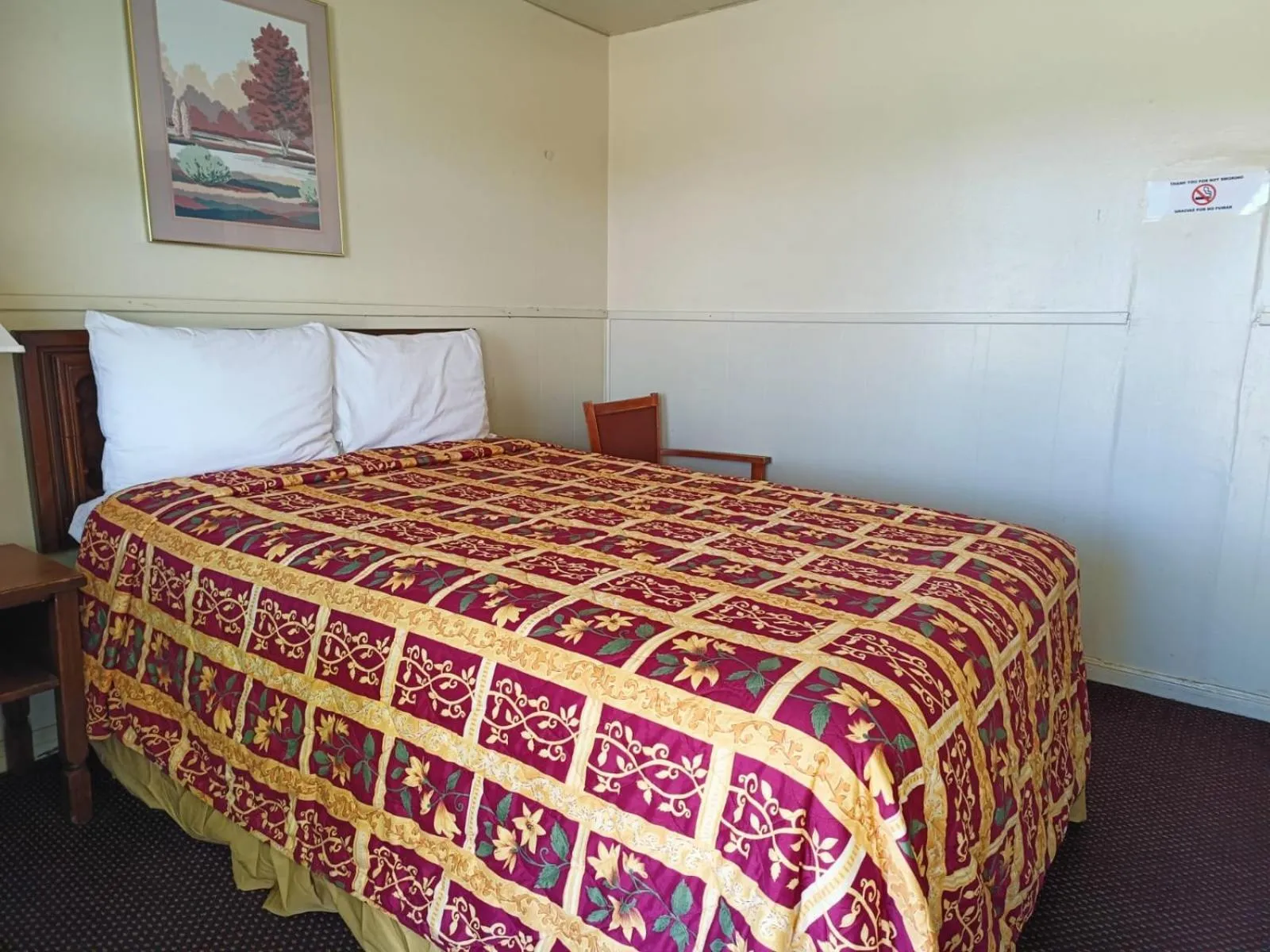 Bedroom in Triangle Motel by OYO Mexia Texas