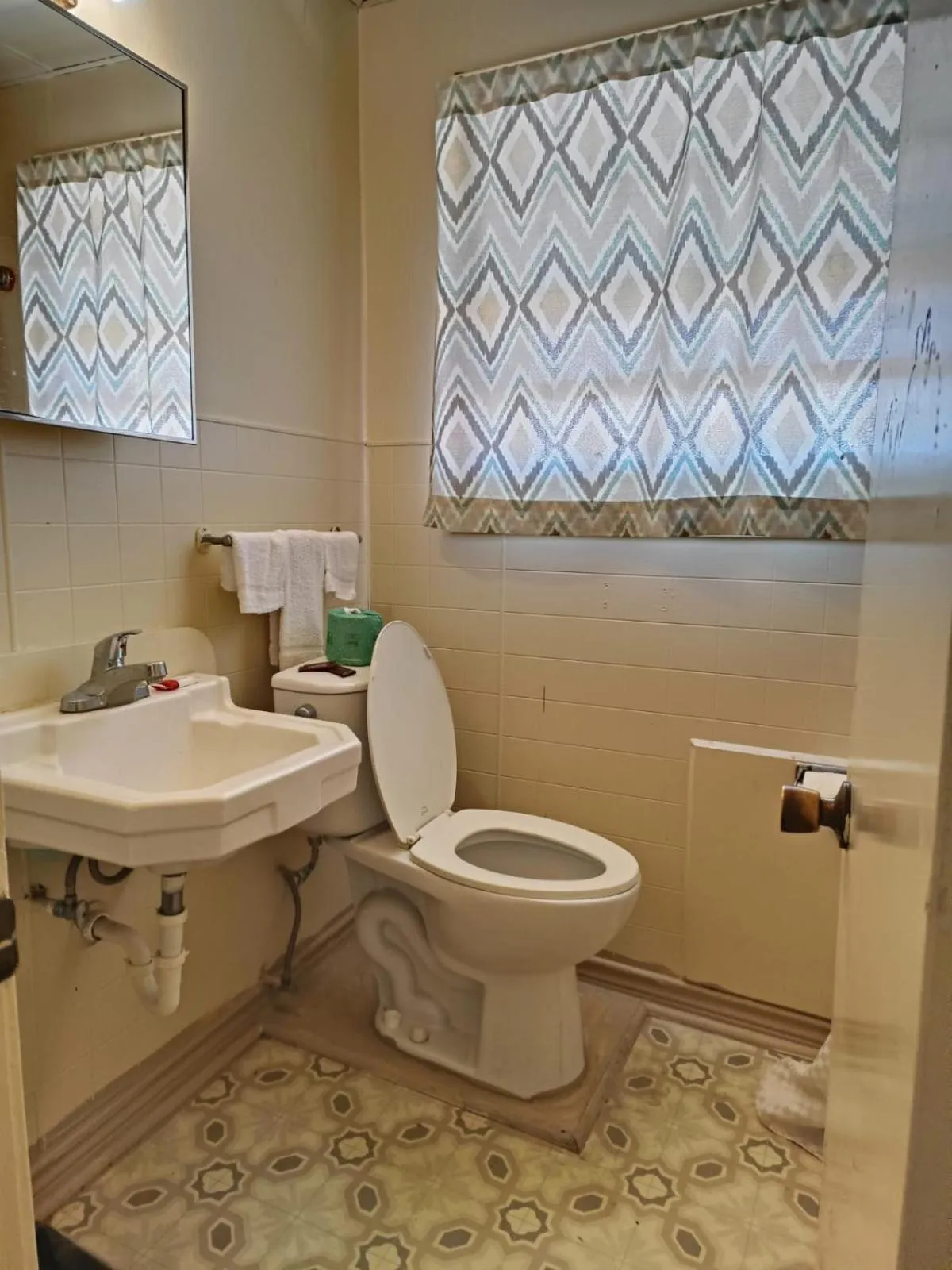 Bathroom in Triangle Motel by OYO Mexia Texas