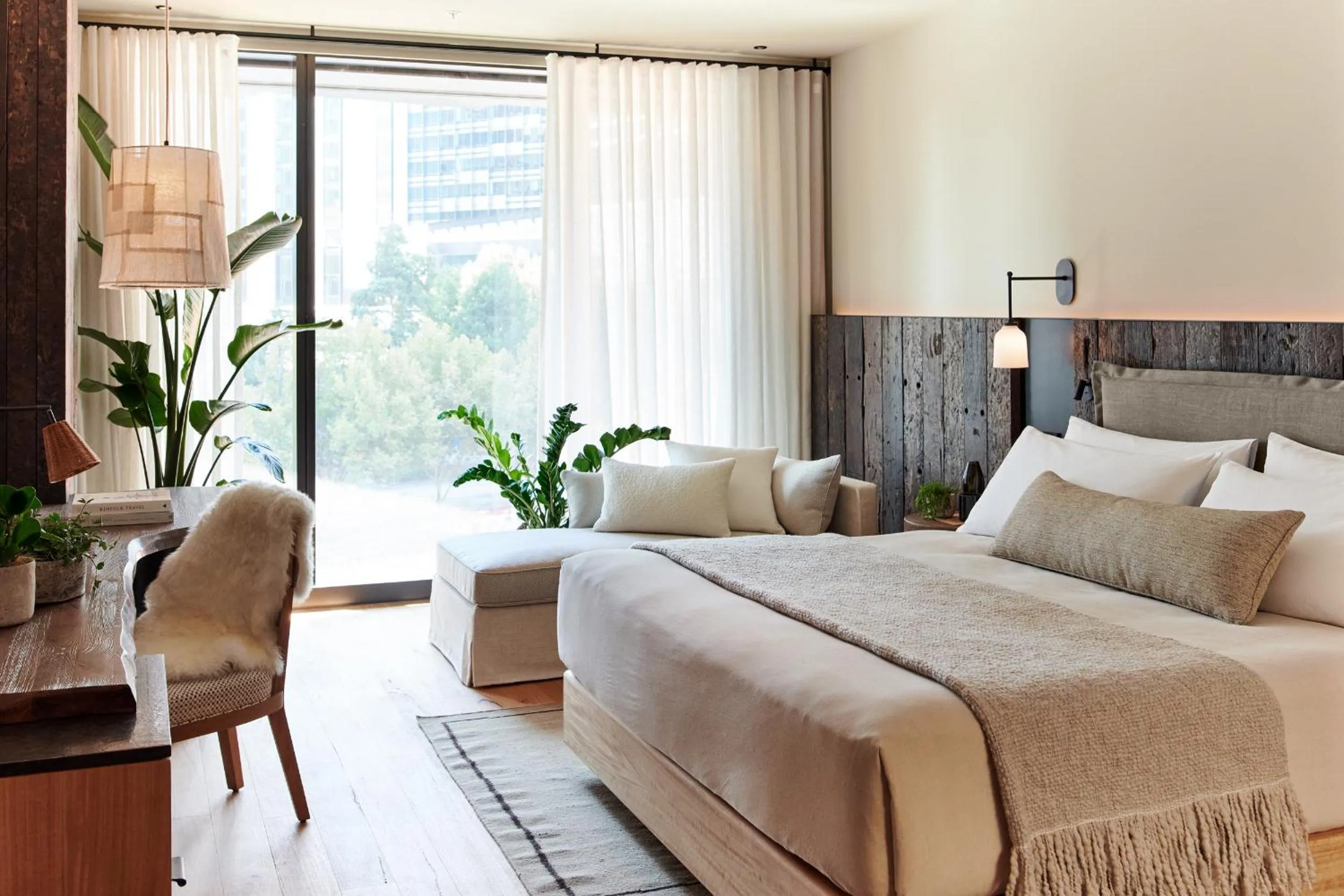 Bedroom, Bed in 1 Hotel Melbourne