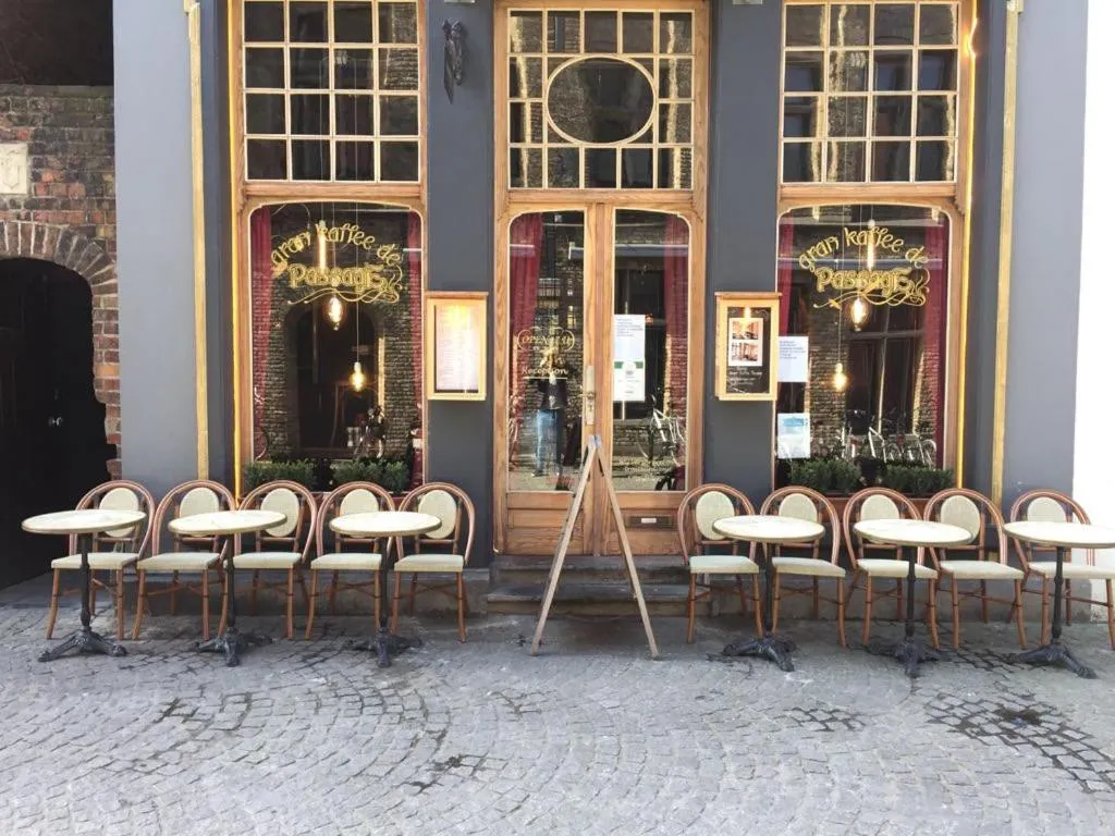 Restaurant/places to eat in Gran Hotel De Passage