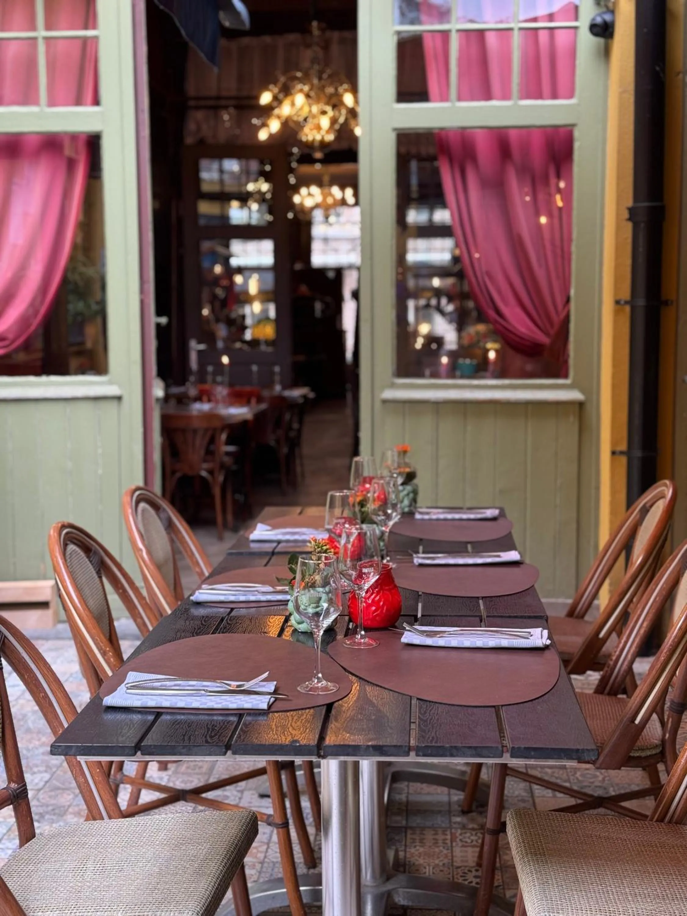 Restaurant/places to eat in Gran Hotel De Passage