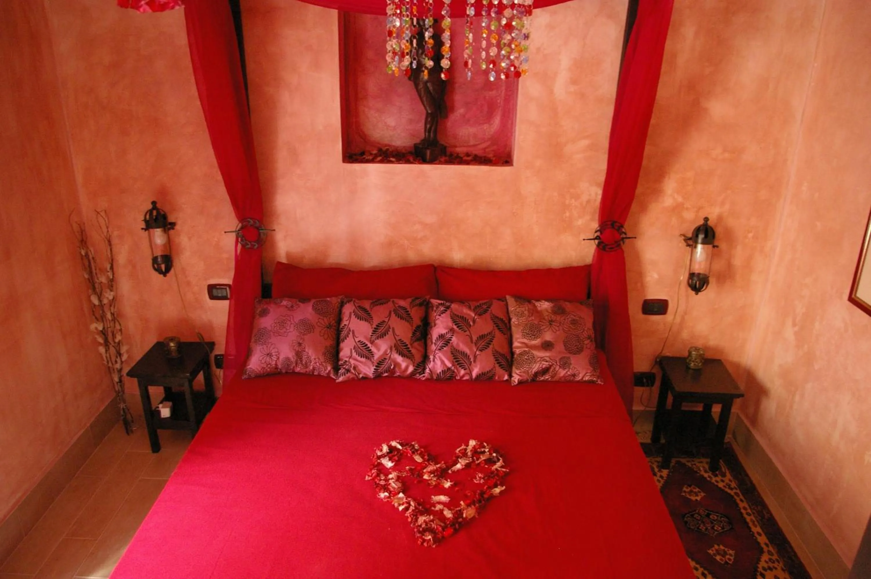 Photo of the whole room in Serapo Bed and Breakfast