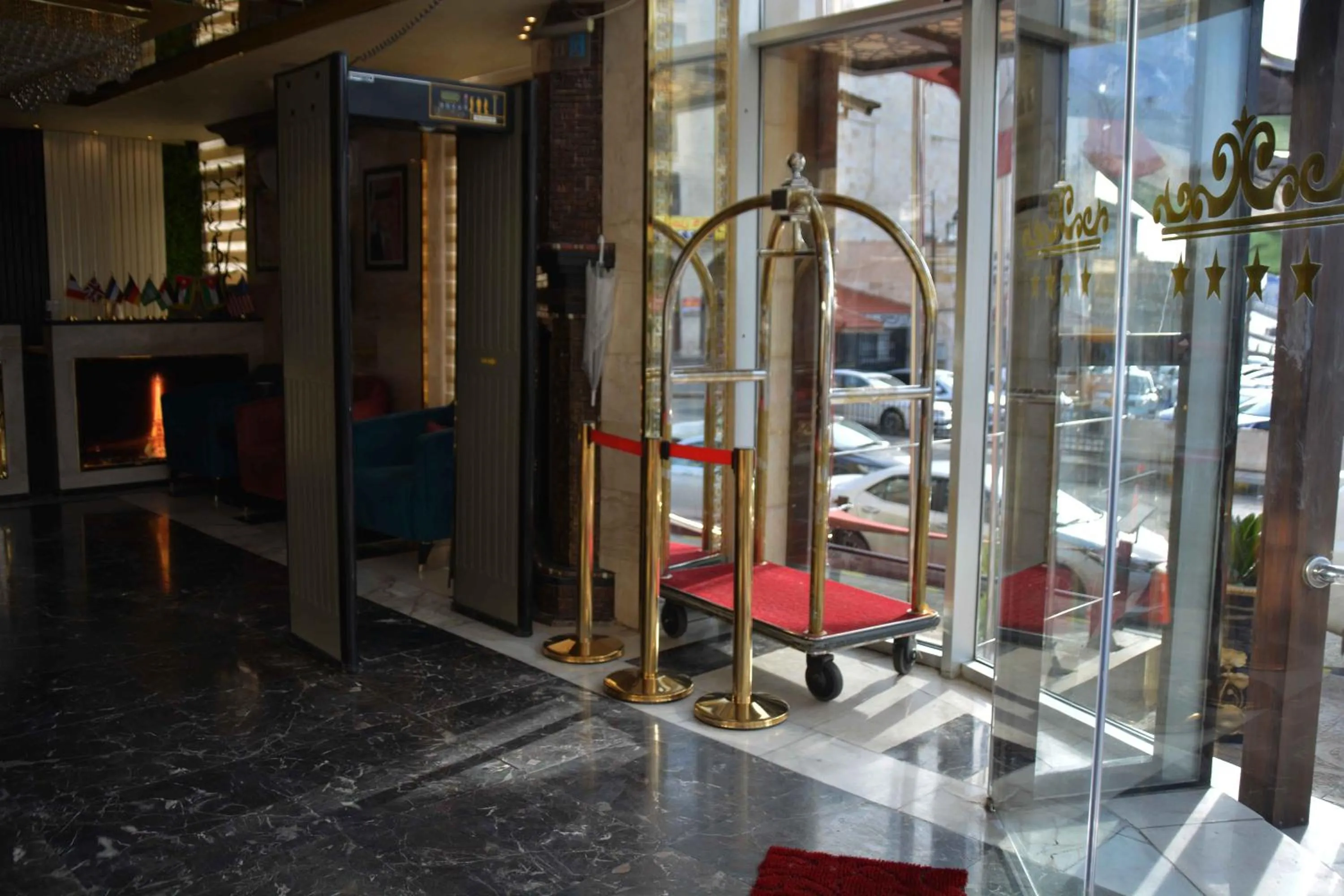 Lobby or reception in Sama Paris Hotel