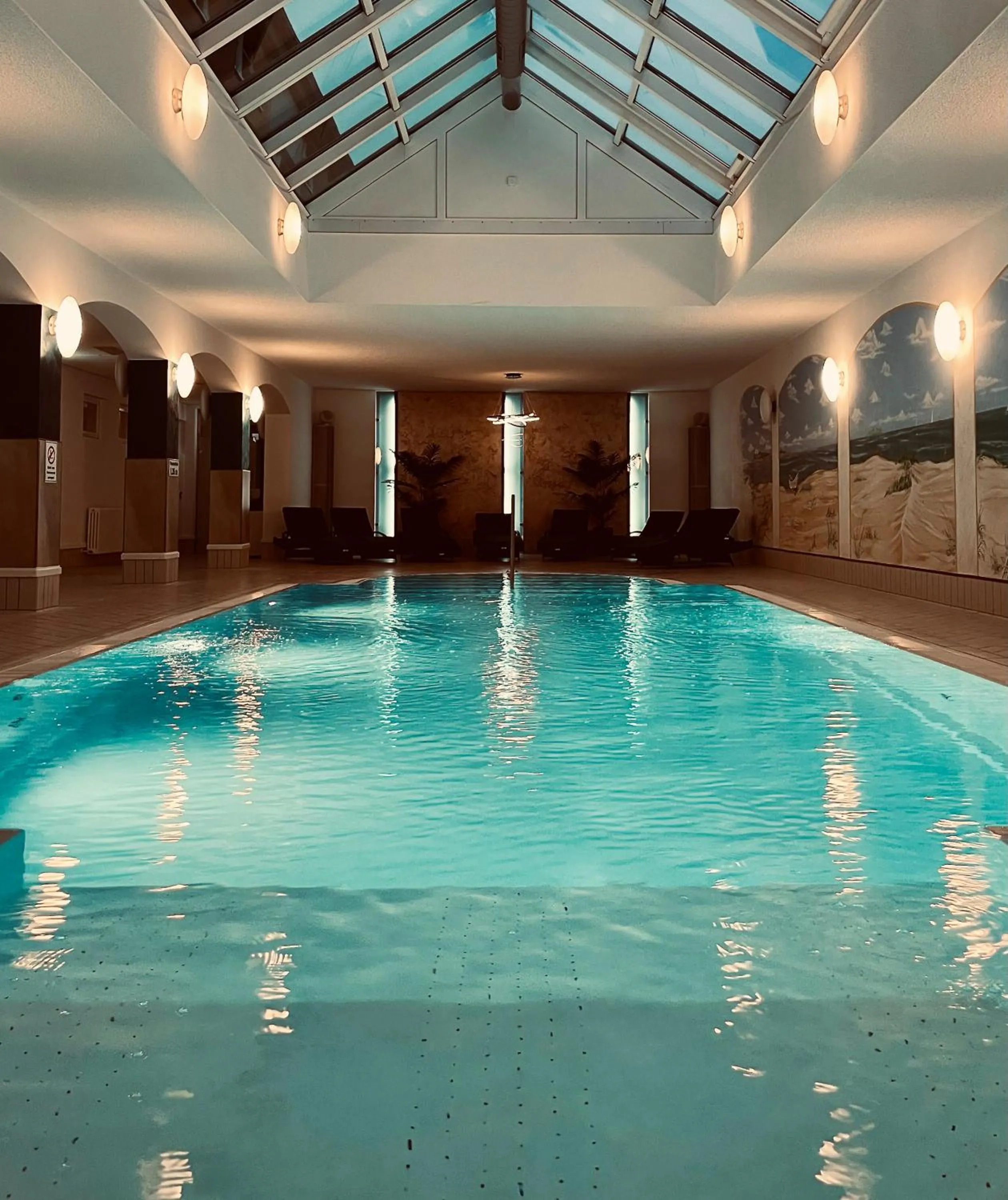 Swimming pool in Akzent Hotel Am Burgholz