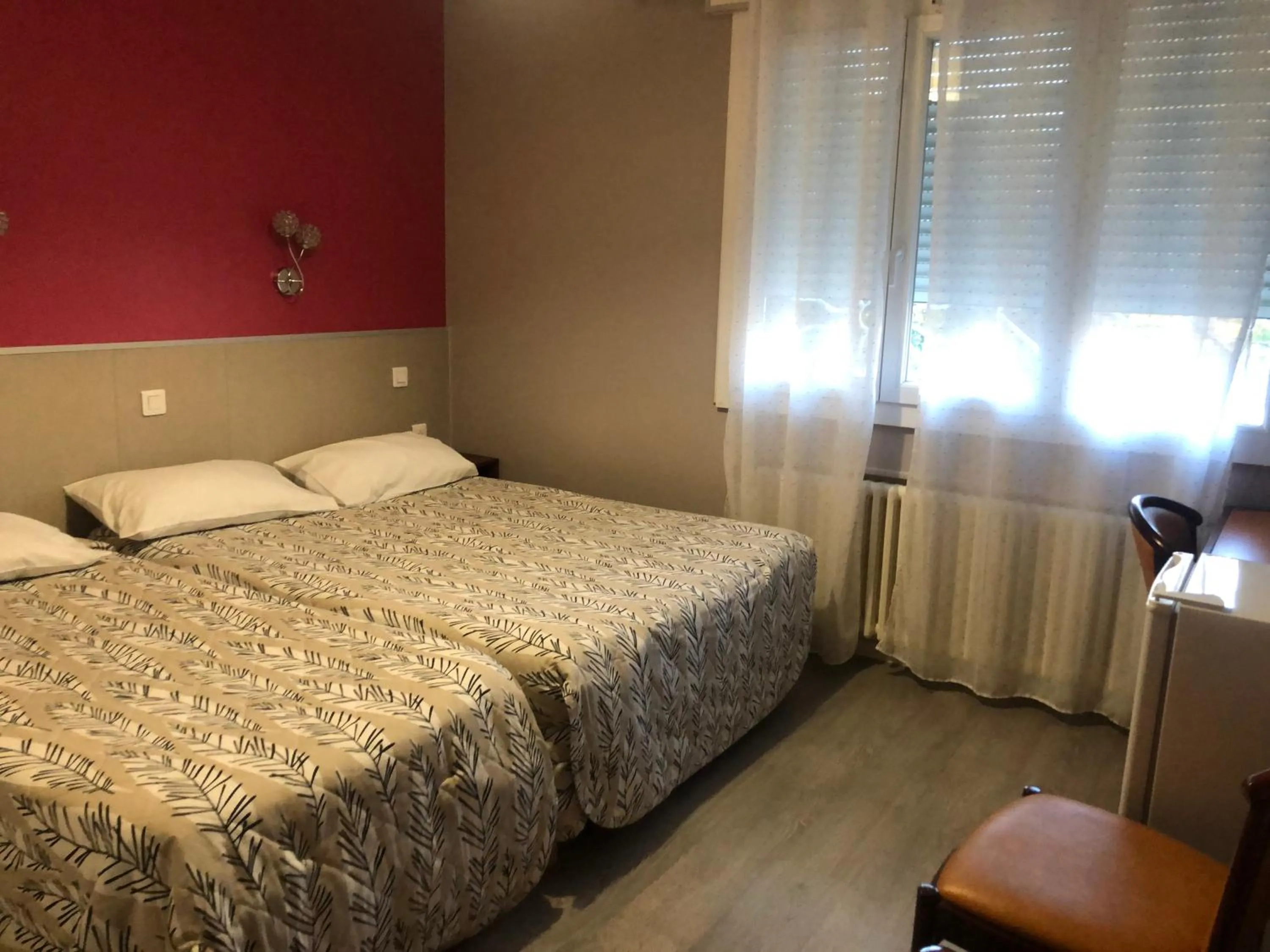 Photo of the whole room, Bed in Hotel les Troenes
