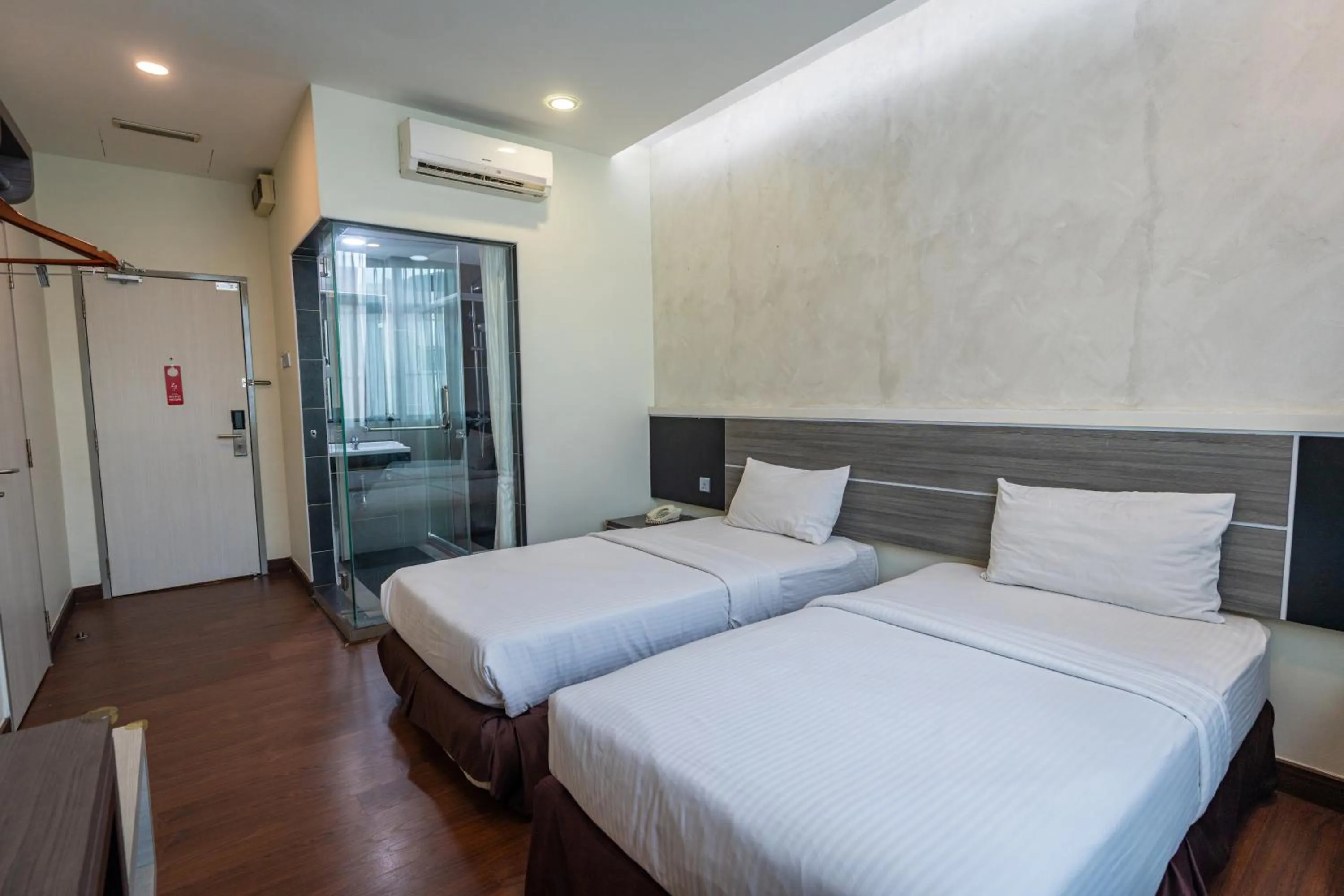 Bedroom, Bed in Indra Hotel Ipoh