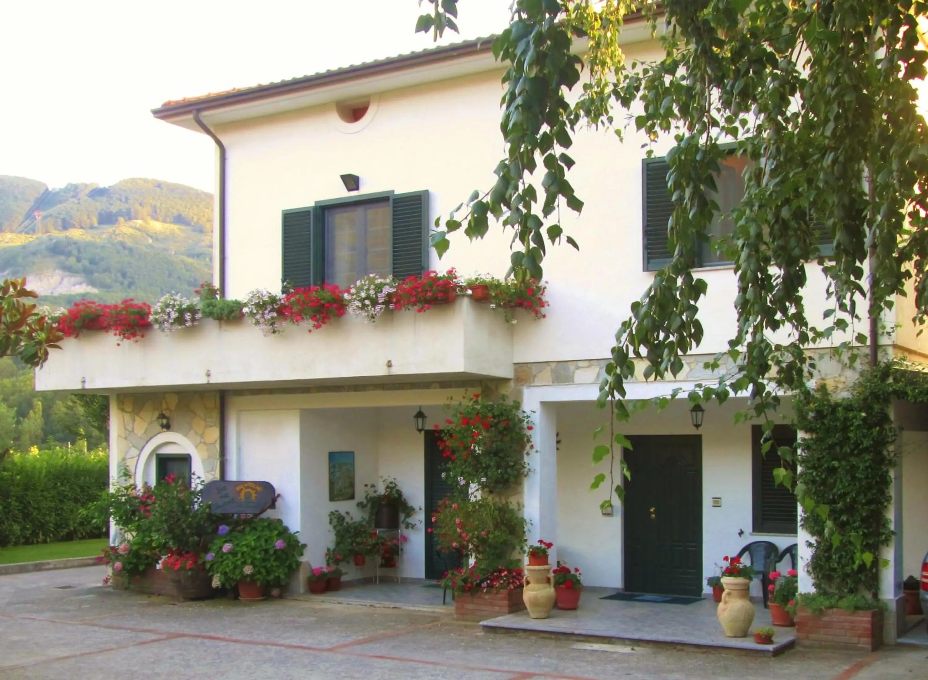 Facade/entrance in B&B Sole del Pollino