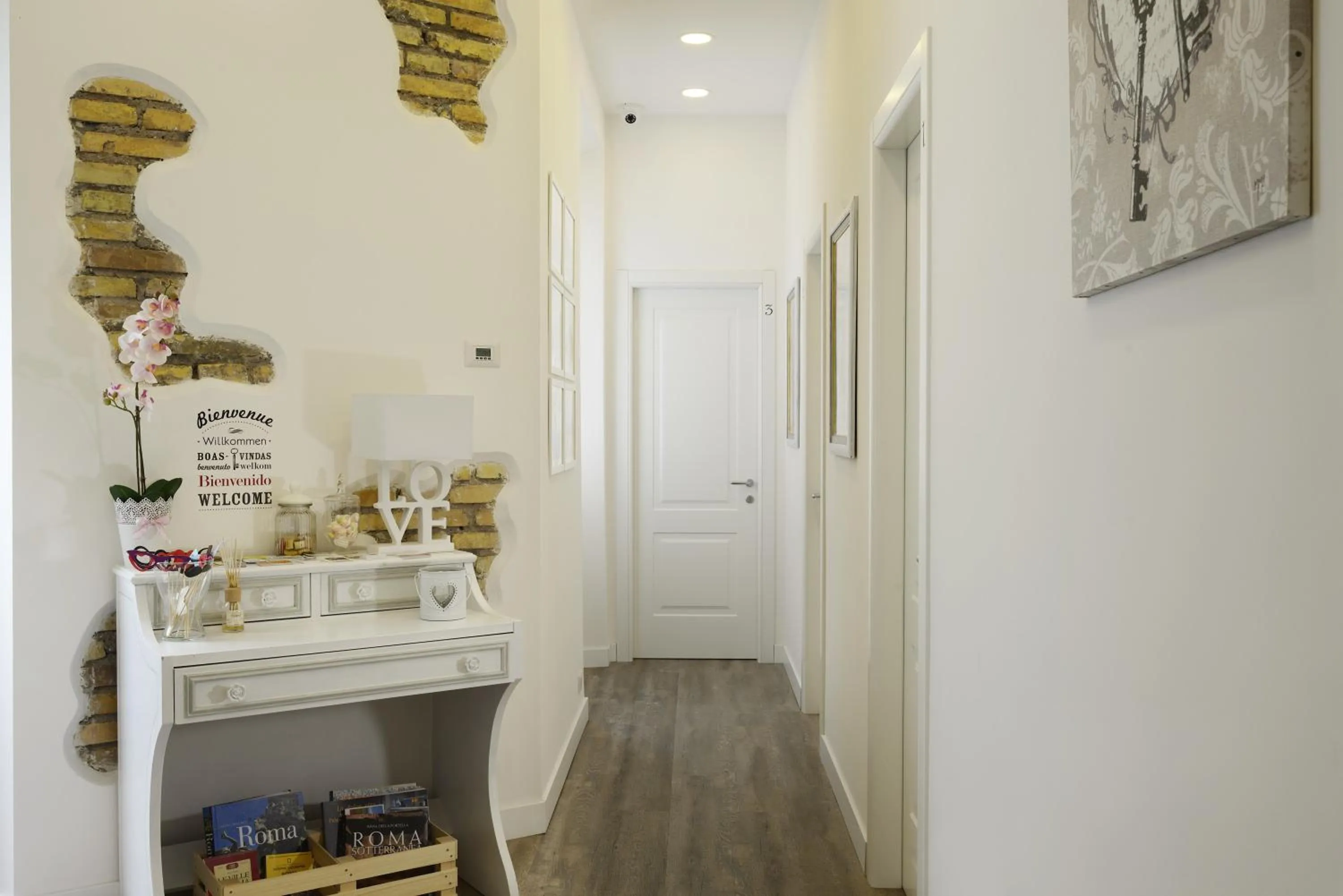 Lobby or reception in Vaticano Charming Rooms