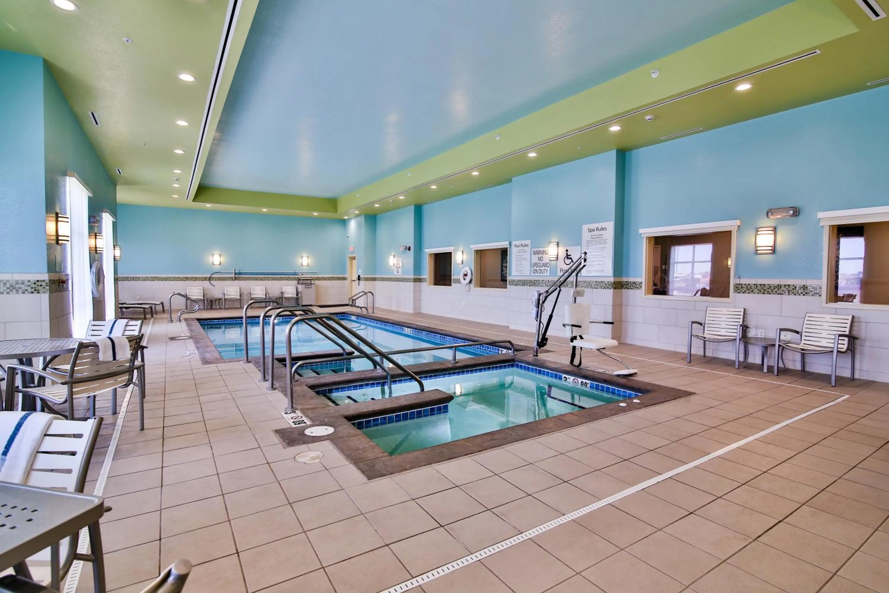 Swimming pool in Holiday Inn Bismarck by IHG