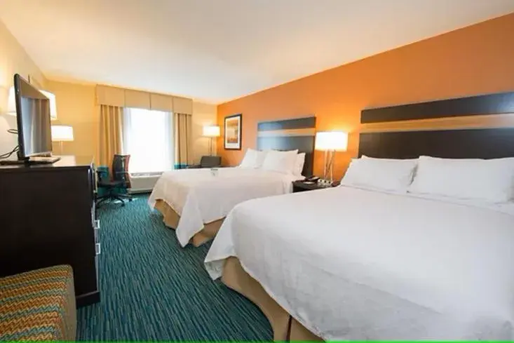 Standard Room in Holiday Inn Bismarck by IHG Standard Room in Holiday Inn Bismarck by IHG