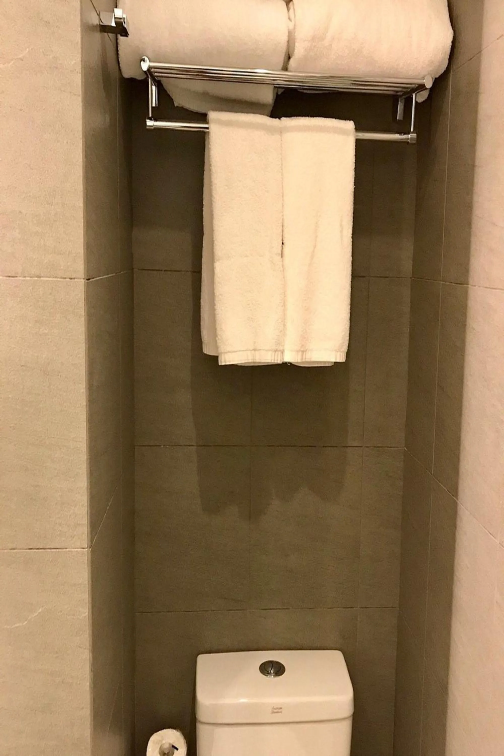 Bathroom in Holiday Inn Express Hong Kong Mongkok by IHG