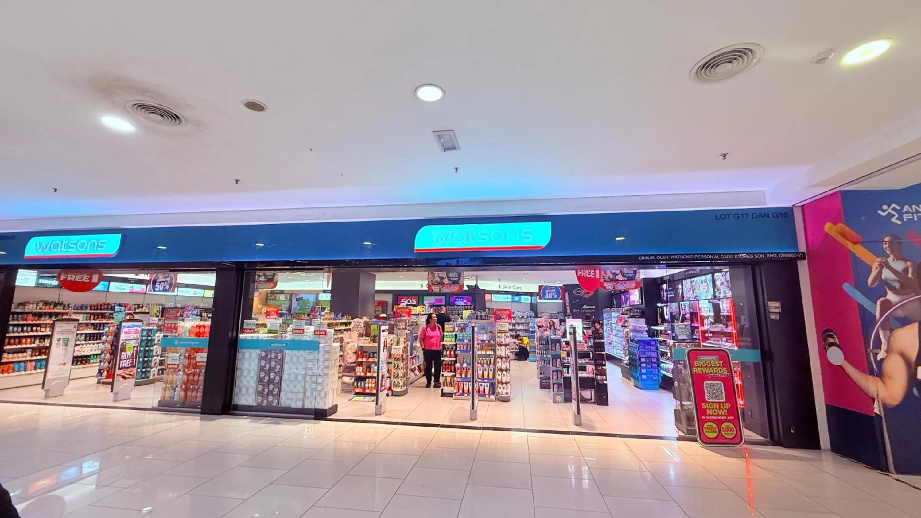 Shopping Area in Quill Residences Exclusive Suites KLCC