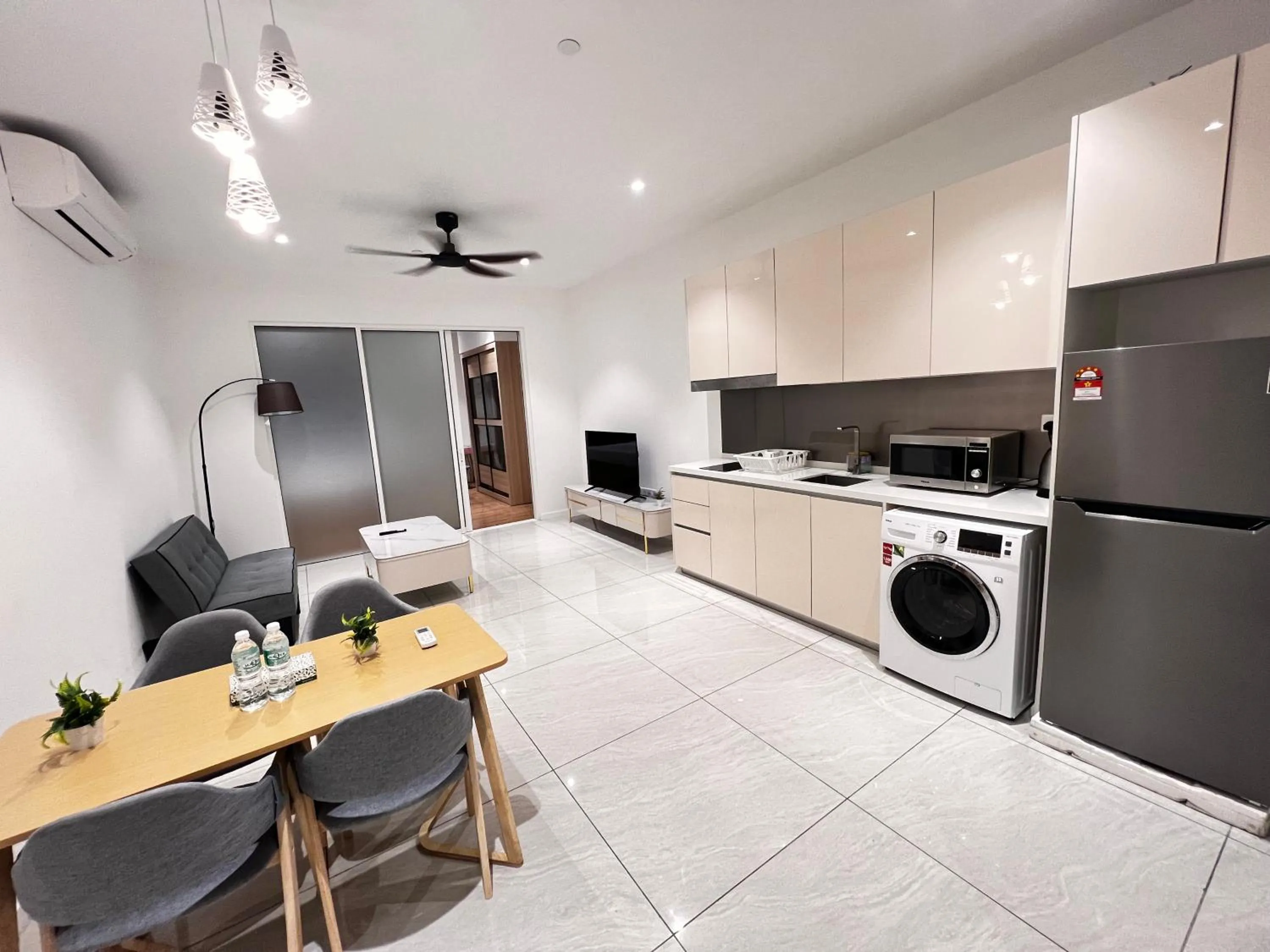 Kitchen or kitchenette in Quill Residences Exclusive Suites KLCC