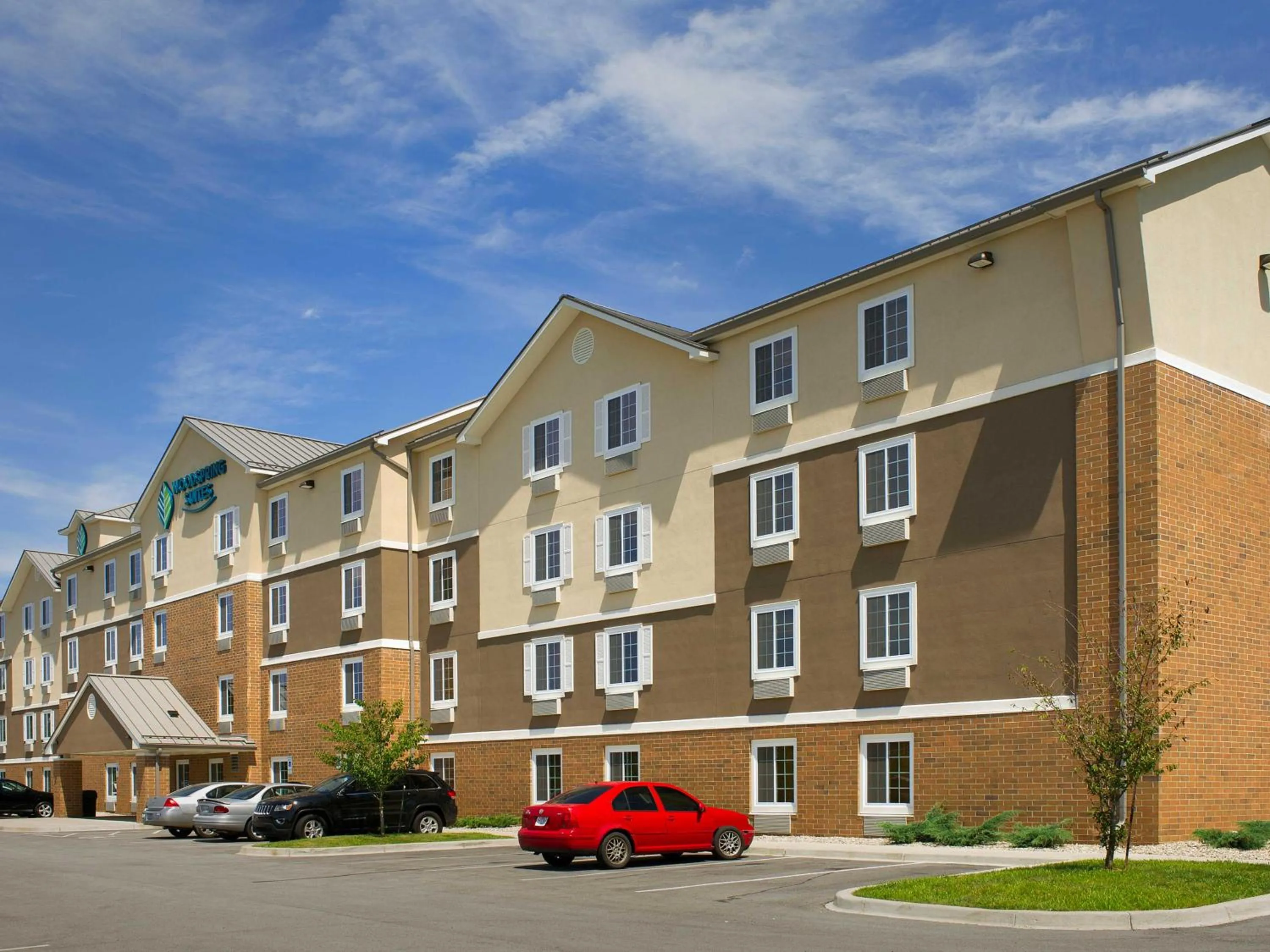 Property building in WoodSpring Suites Louisville Jeffersontown