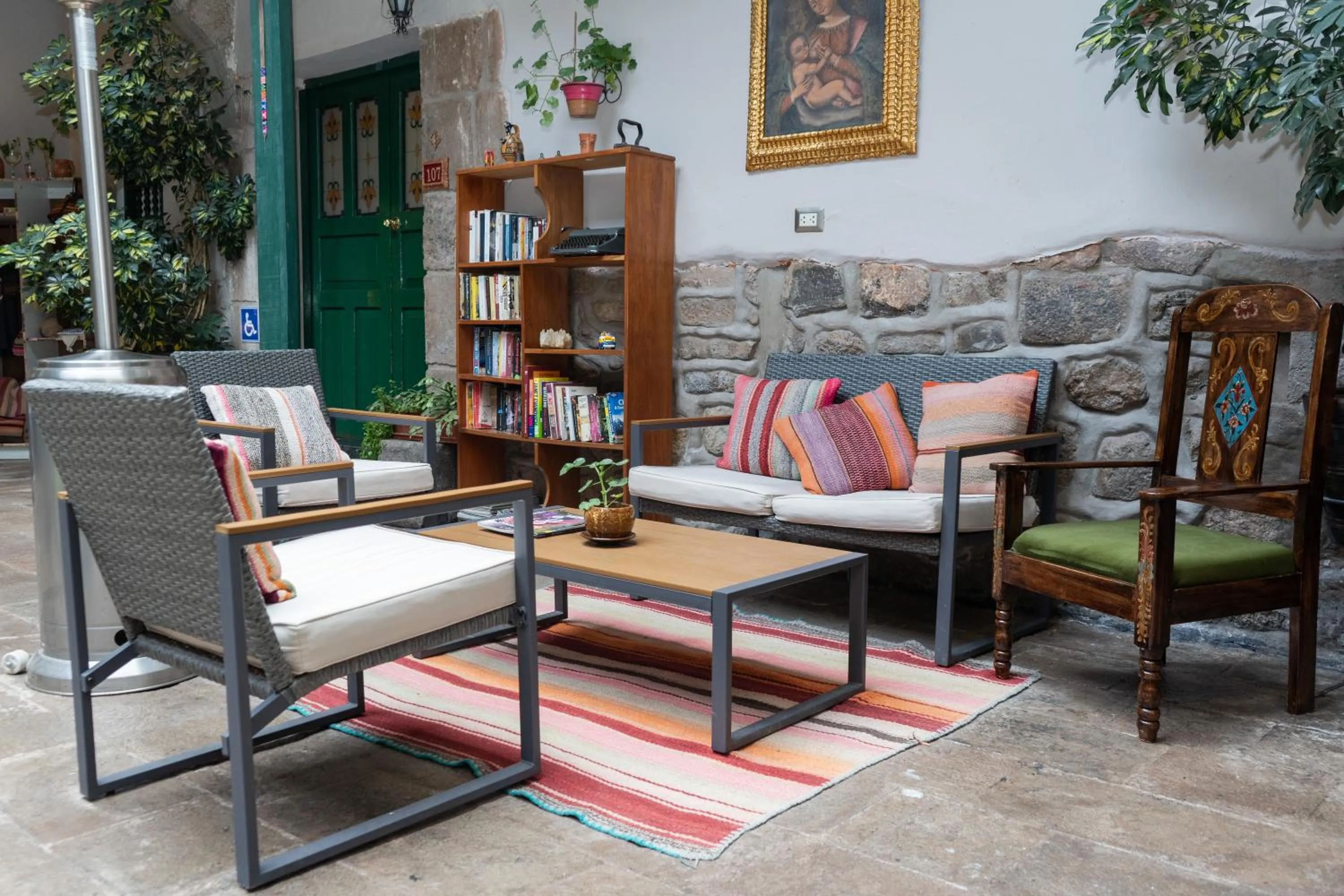 Library in La Casona Real Cusco