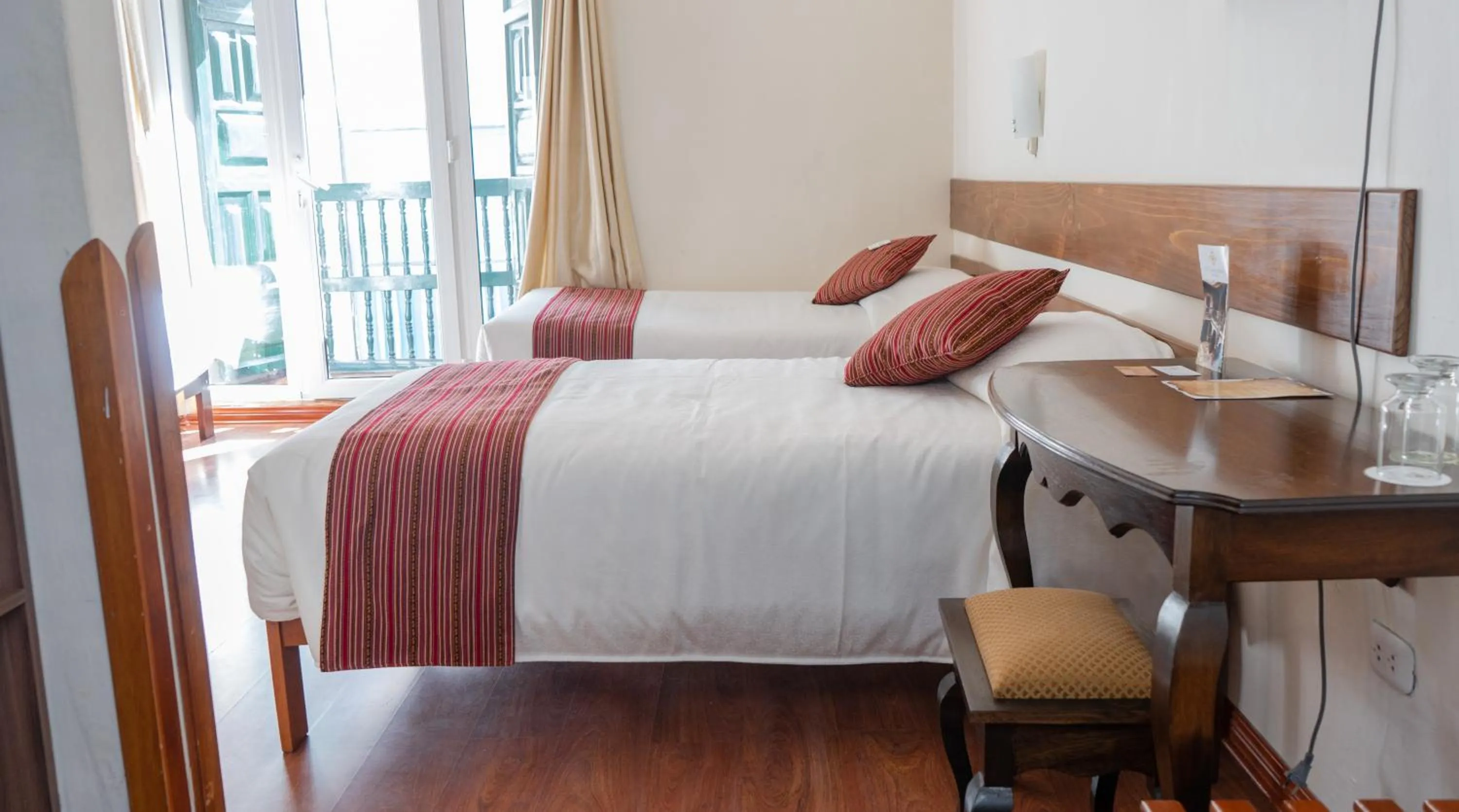 Photo of the whole room, Bed in La Casona Real Cusco