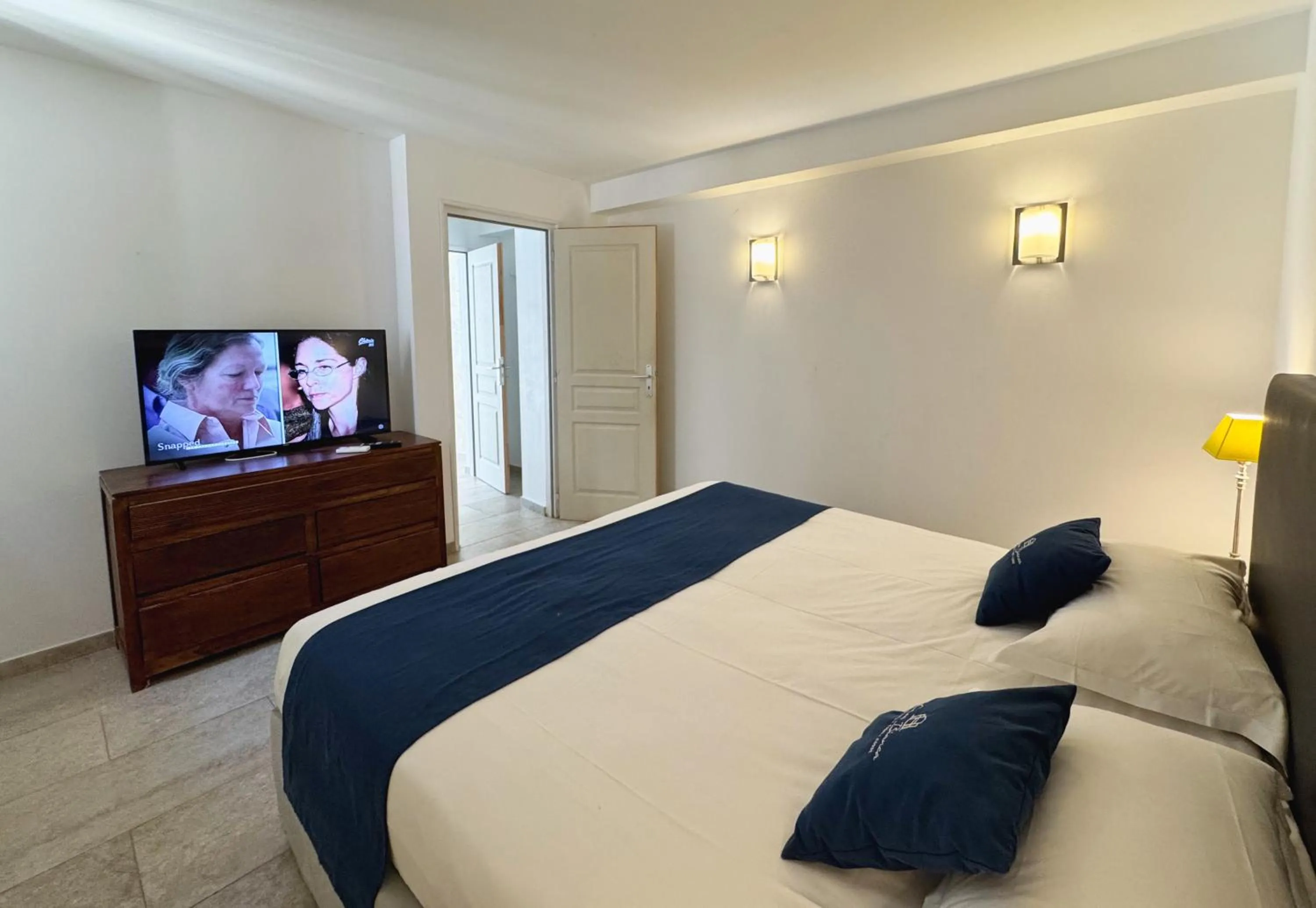 Bedroom, Bed in Best Western Hotel Casa Bianca, Piscine Intérieure et Extérieure