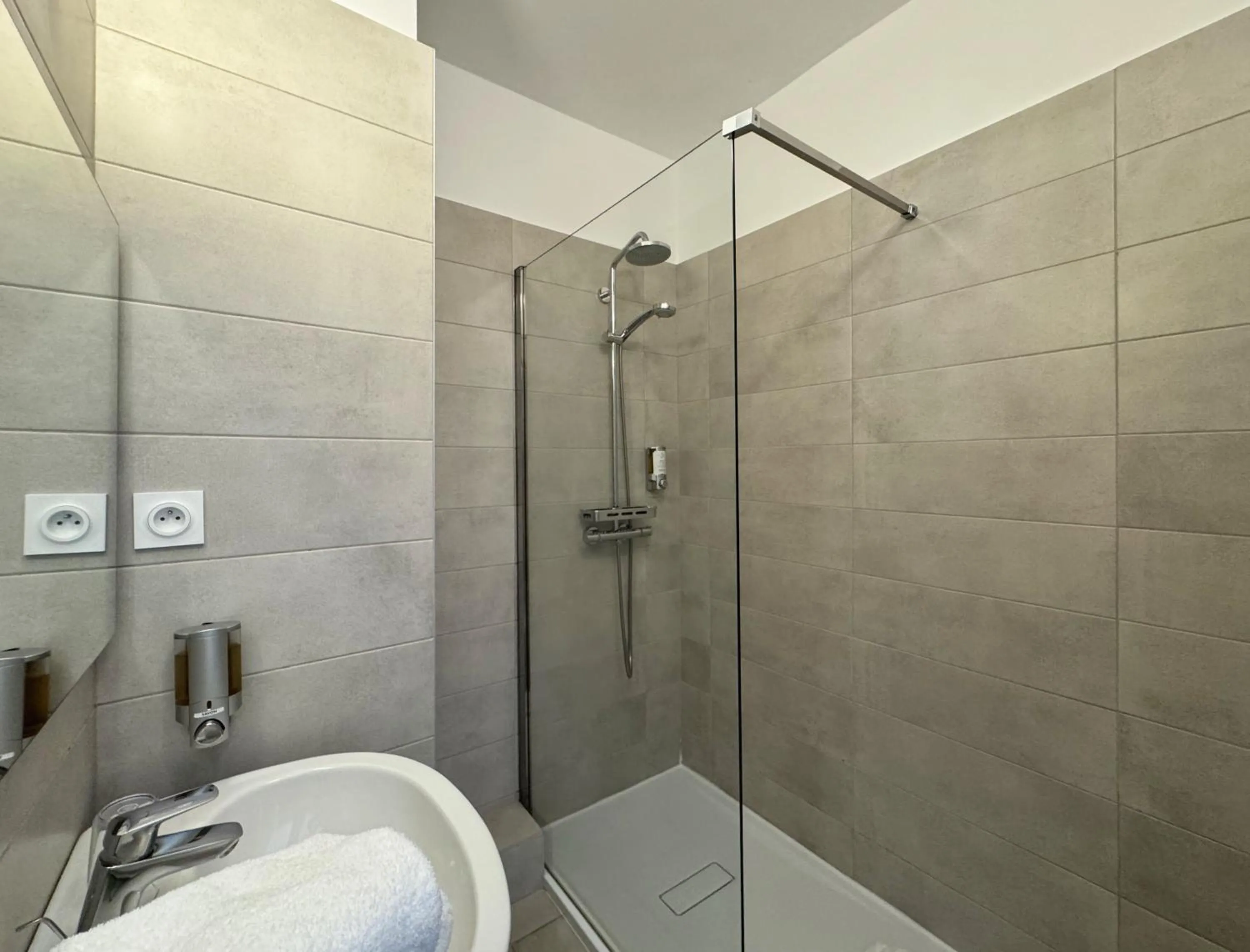 Bathroom in Best Western Hotel Casa Bianca, Piscine Intérieure et Extérieure