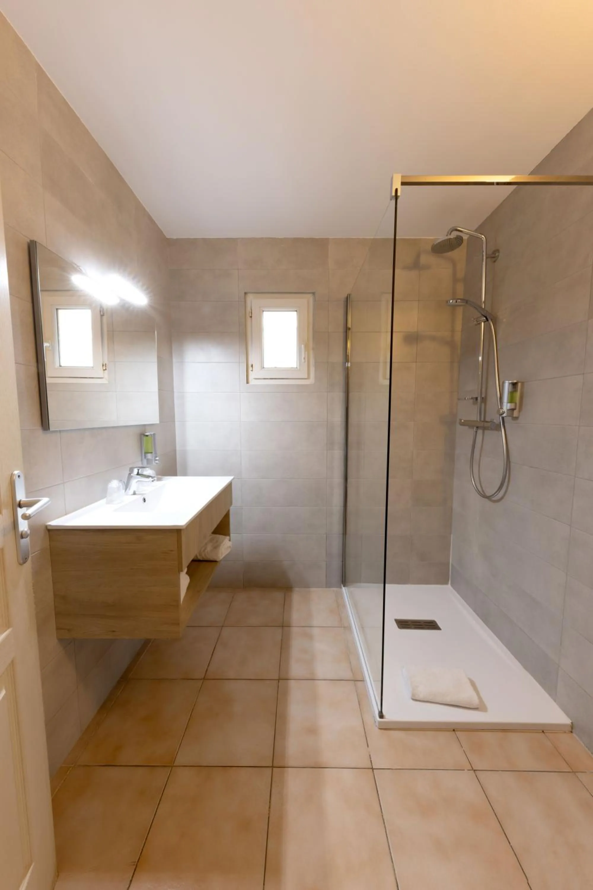 Bathroom in Best Western Hotel Casa Bianca, Piscine Intérieure et Extérieure