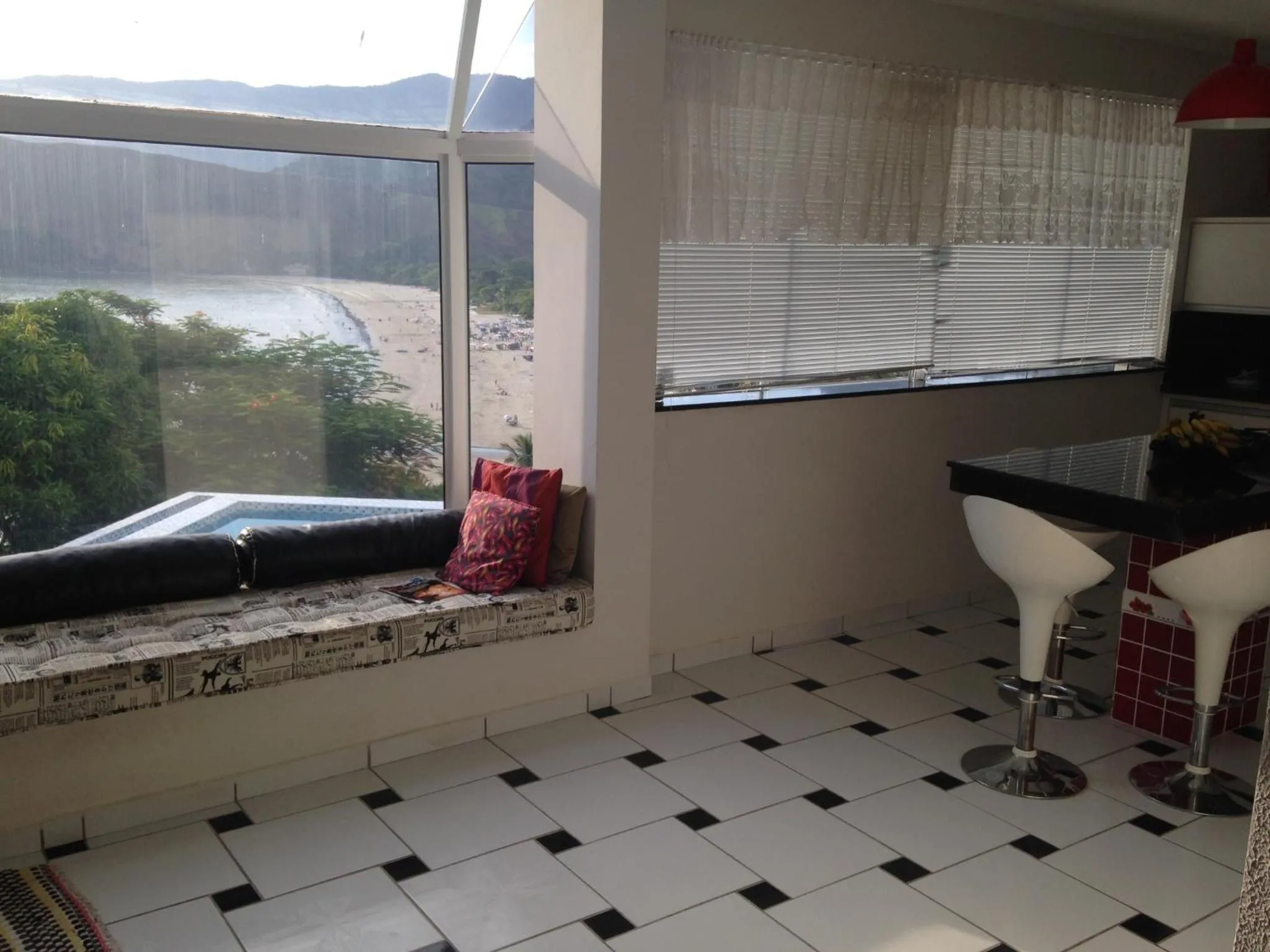 Communal kitchen in Panoramica Residencial