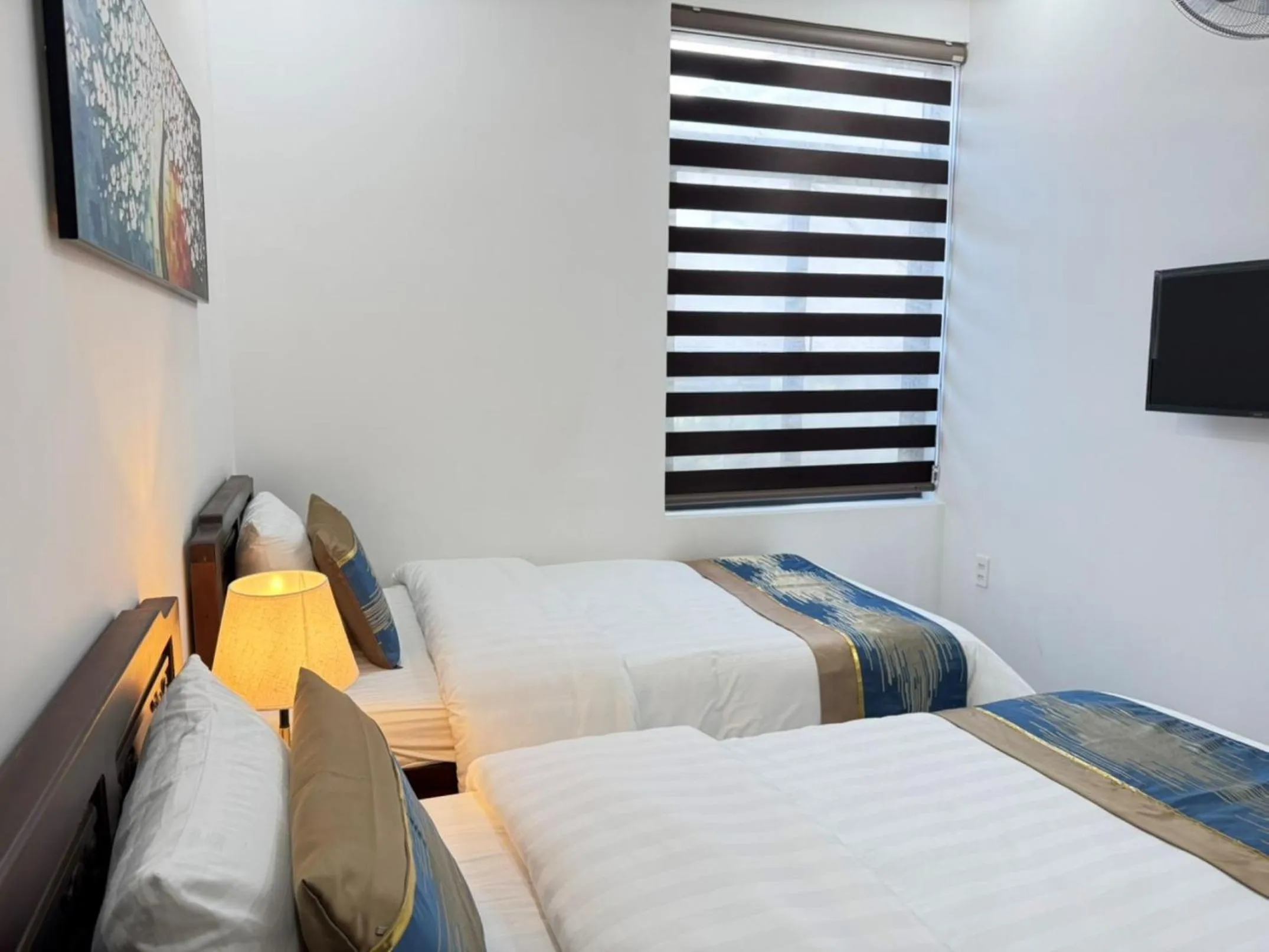 TV and multimedia, Bed in ORCHID Hotel