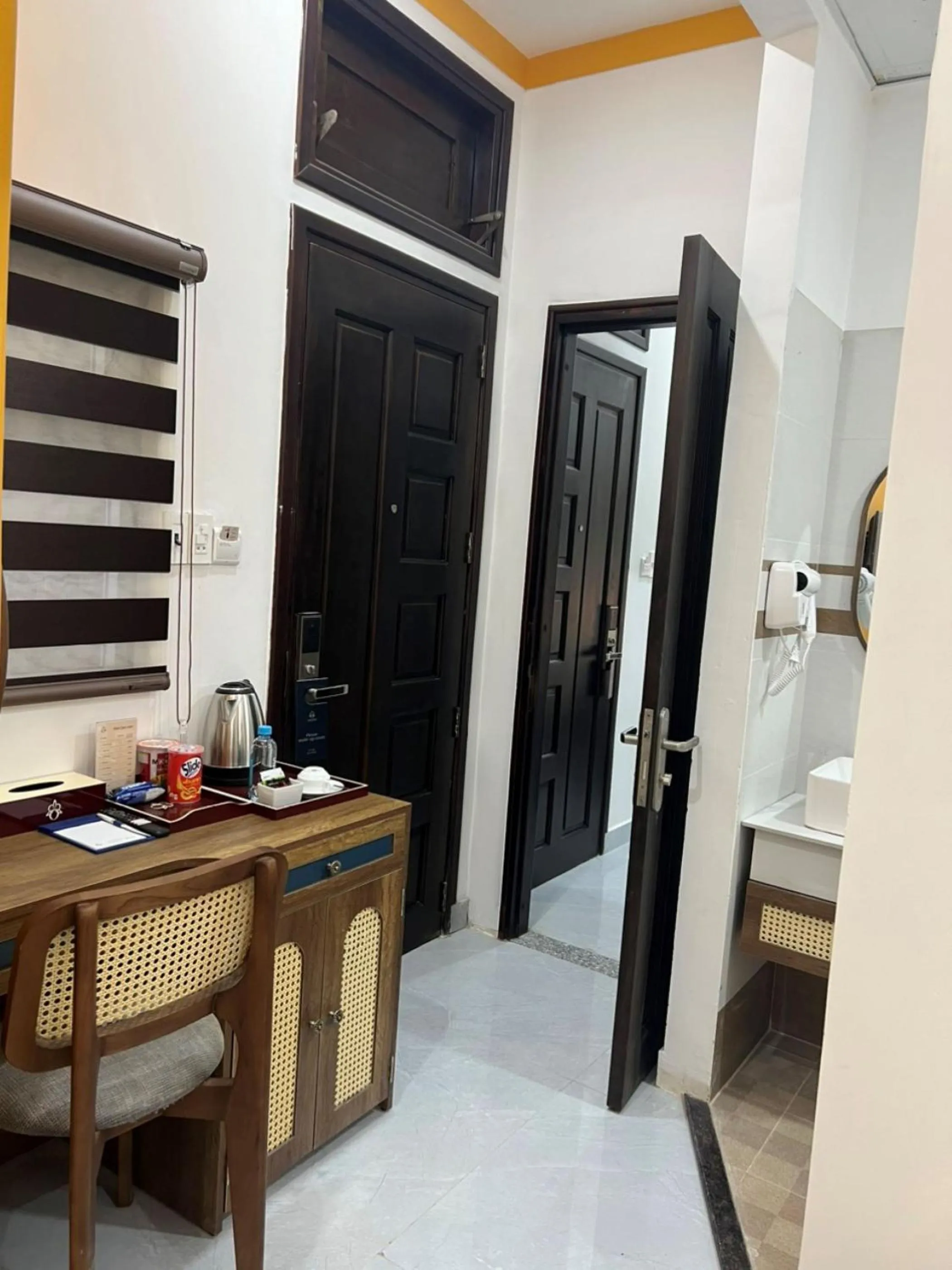 Coffee/tea facilities in ORCHID Hotel