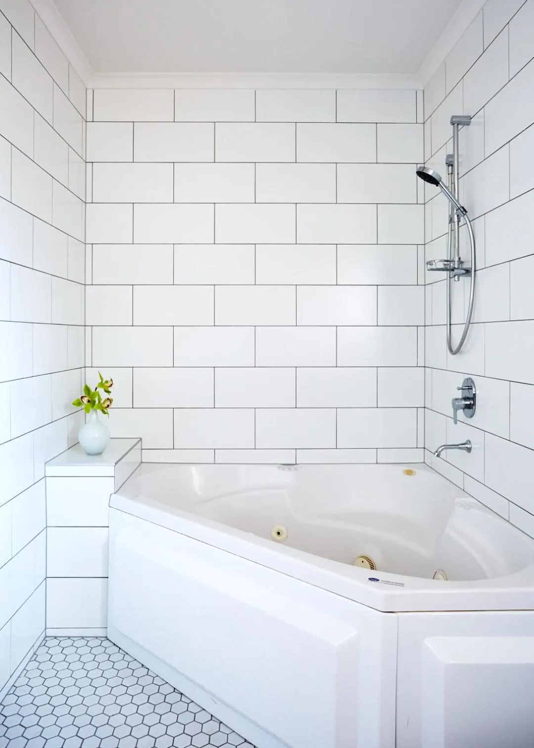 Bathroom in The Terrace at The Settlement