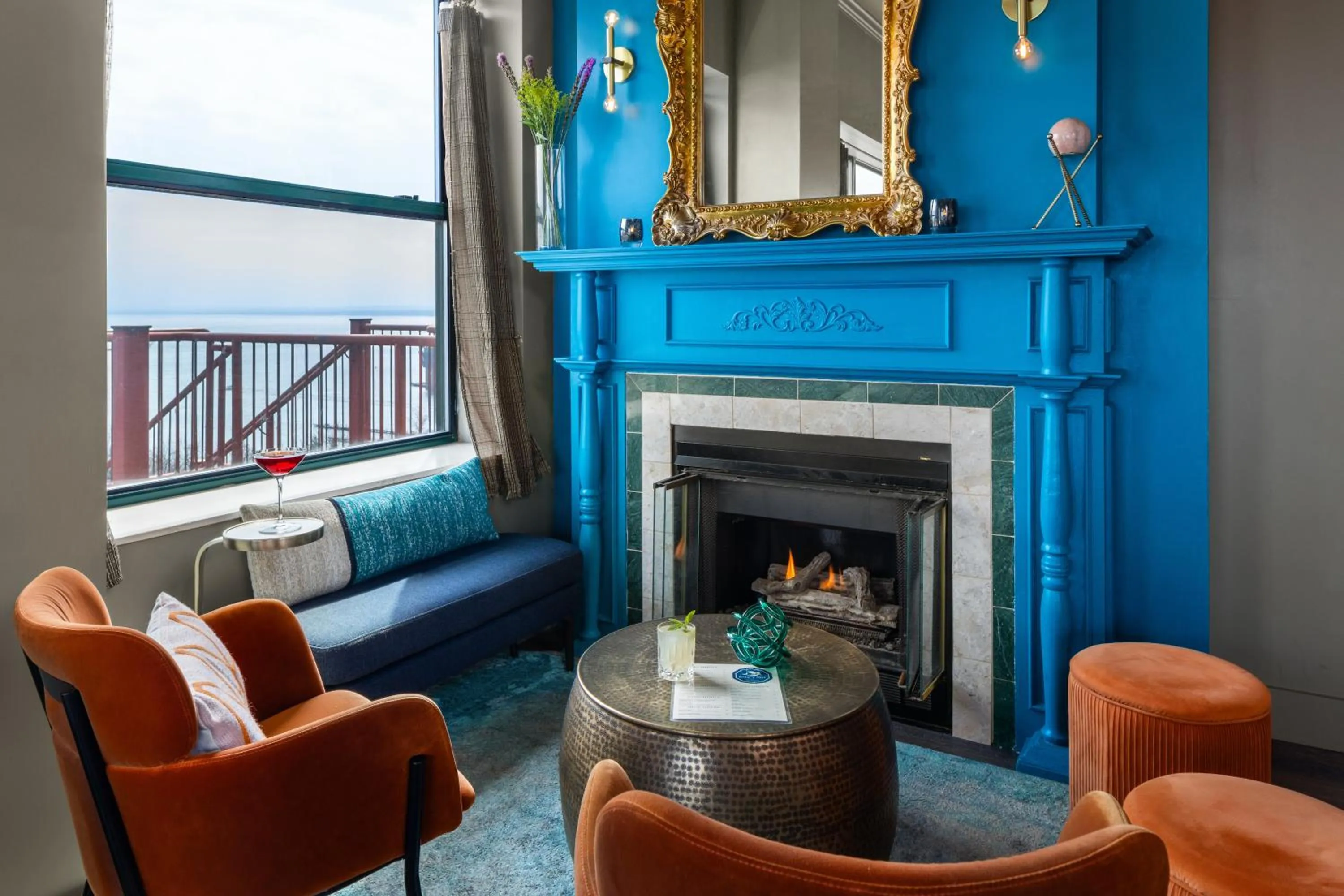 flat iron in Landmark Inn