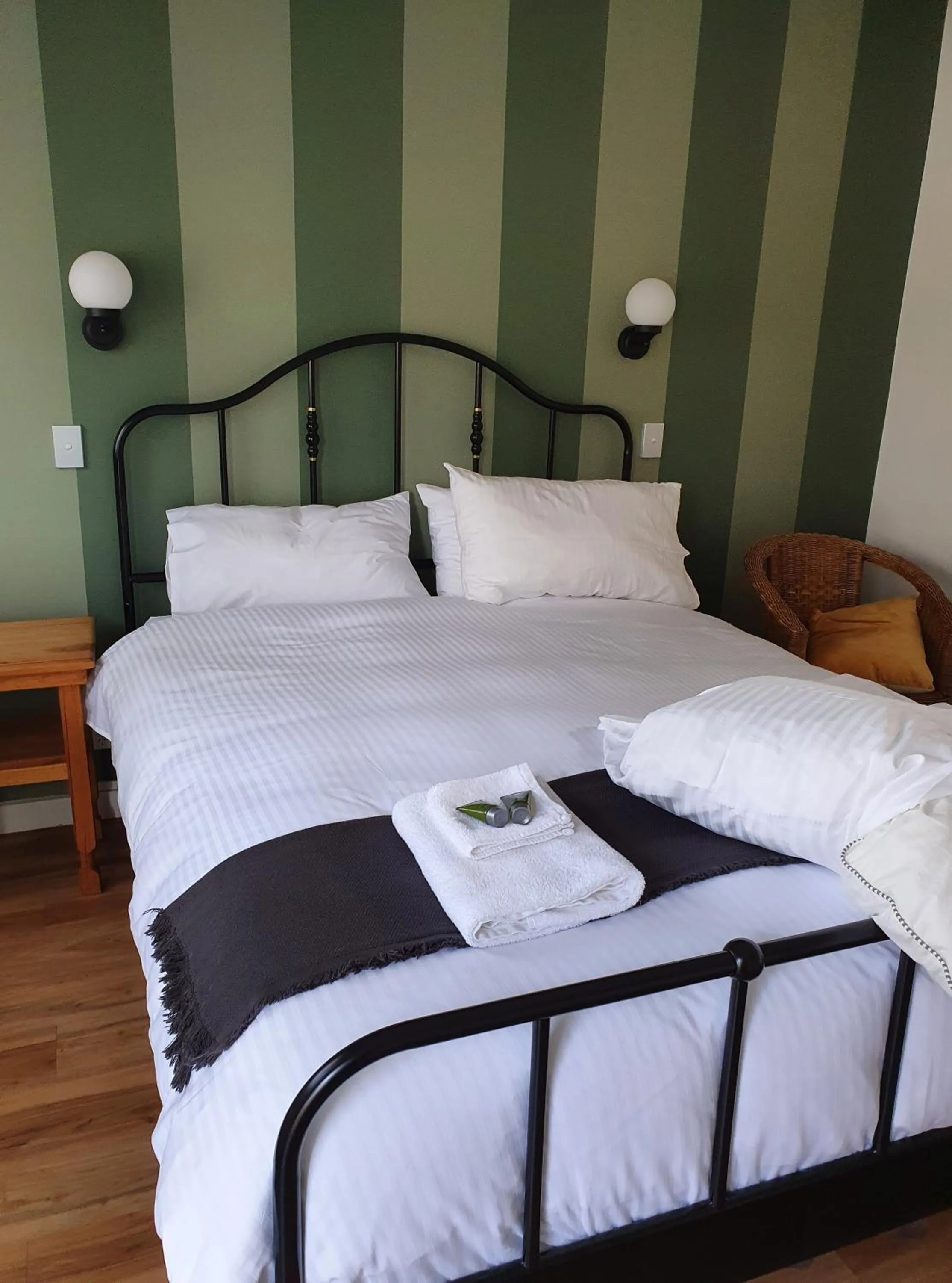 The Robinhood Inn - Drouin