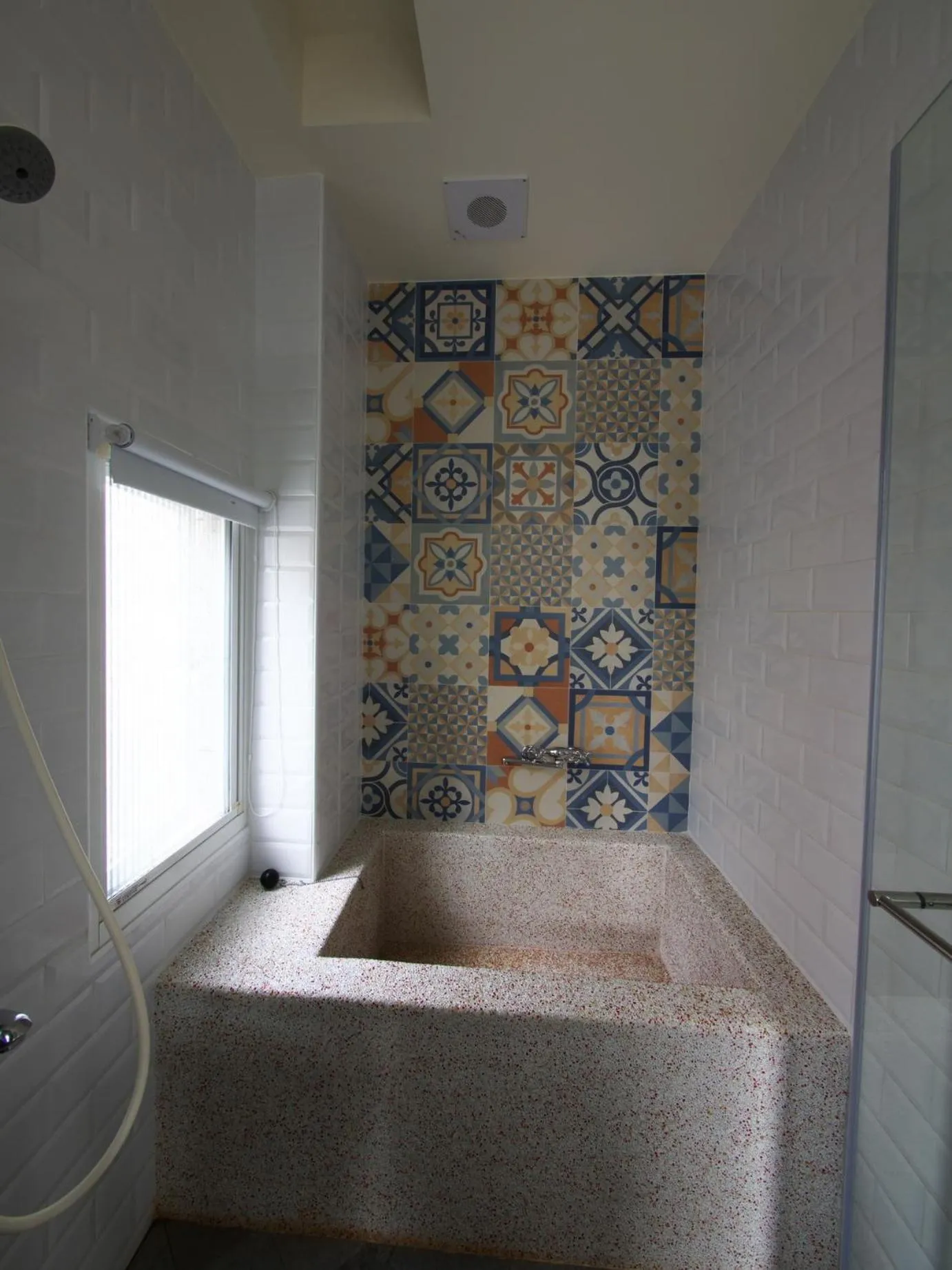 Bathroom, Bed in Oia Cafe B&B