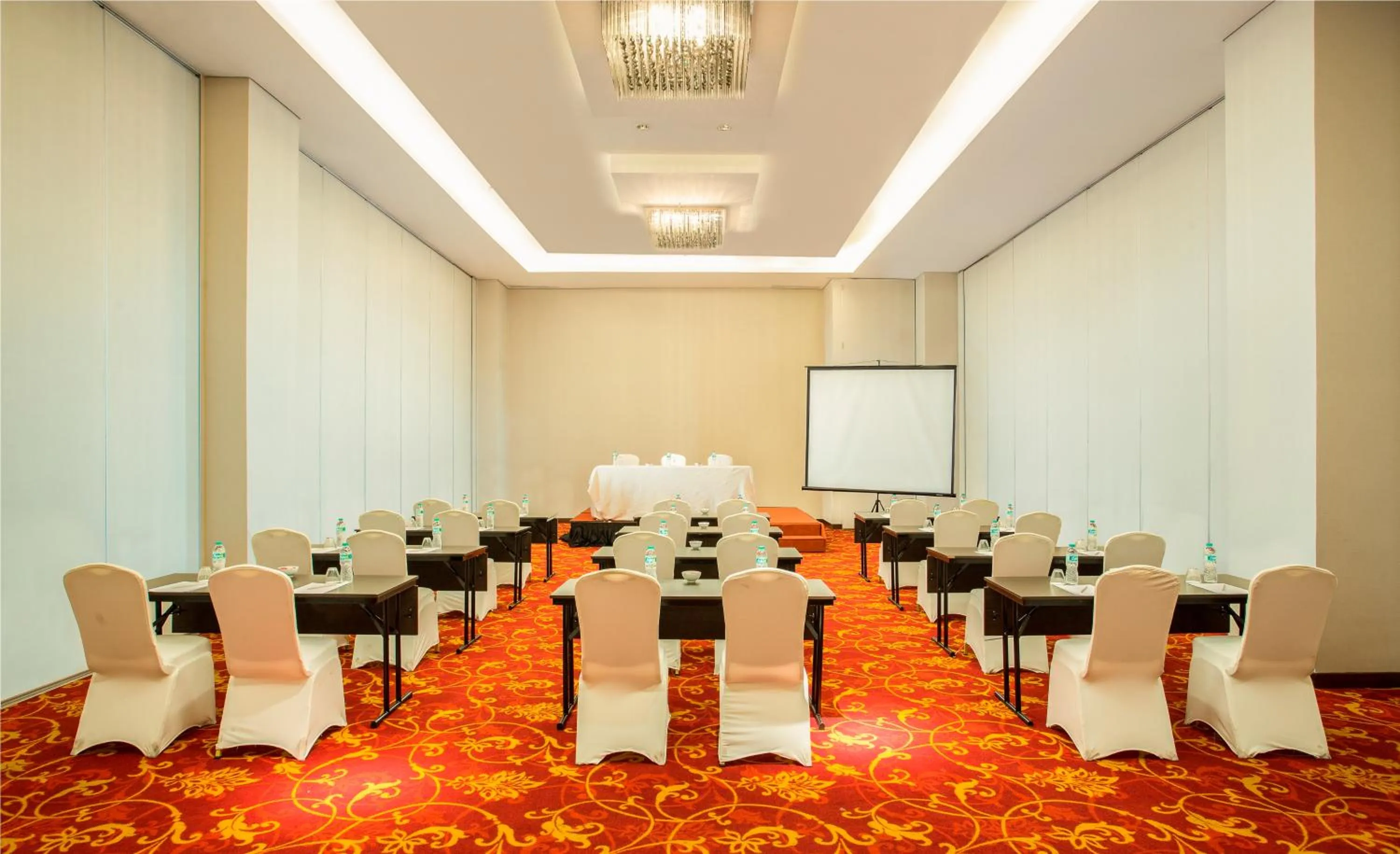 Meeting/conference room in Swiss-Belinn Kemayoran