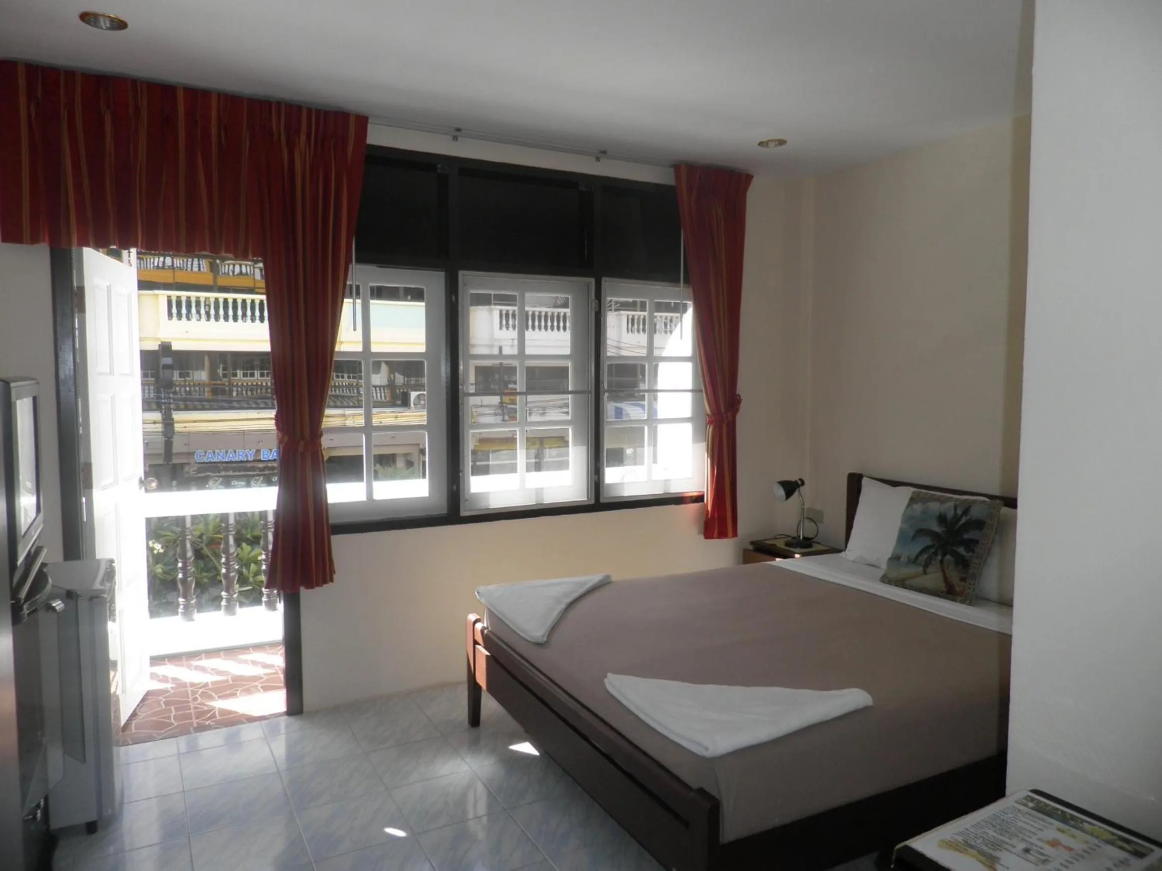 Bed in Stefan's Guesthouse