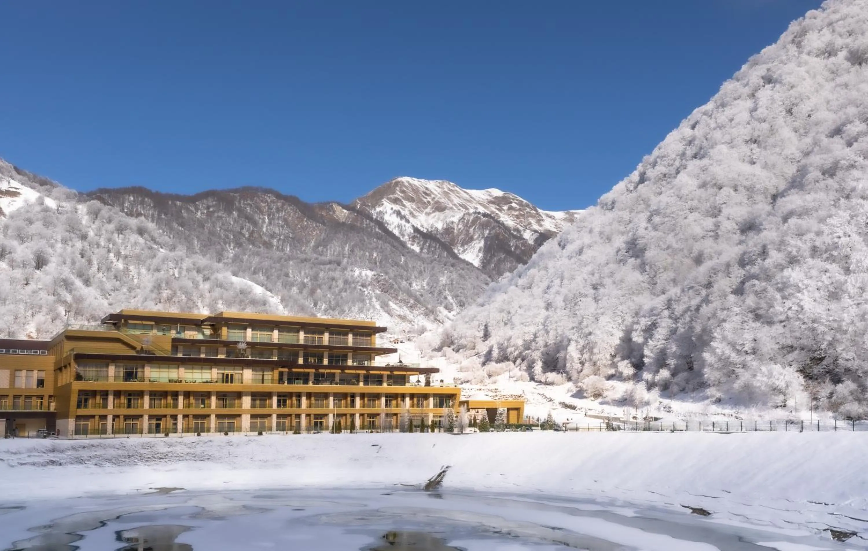 Qafqaz Tufandag Mountain Resort Hotel