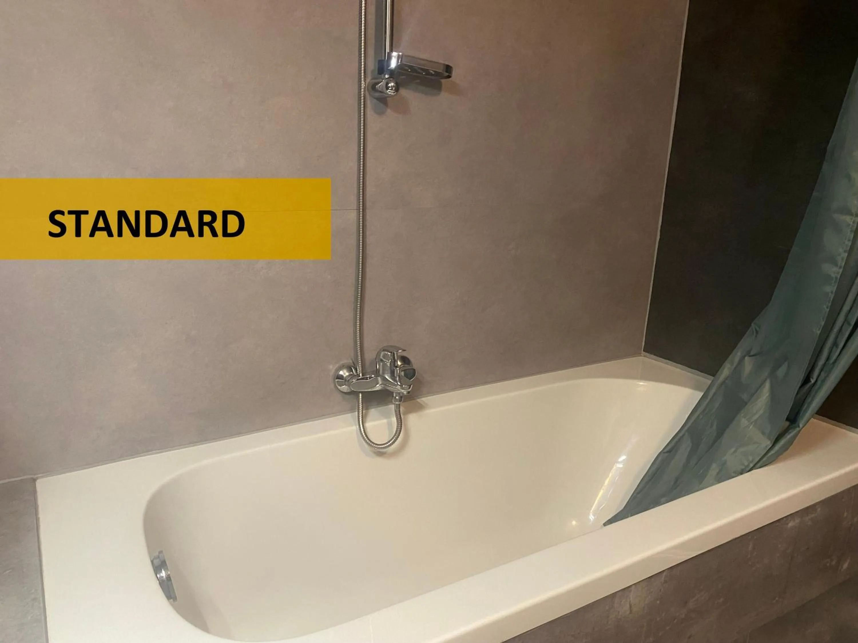 Bathroom in Grand Hotel Central