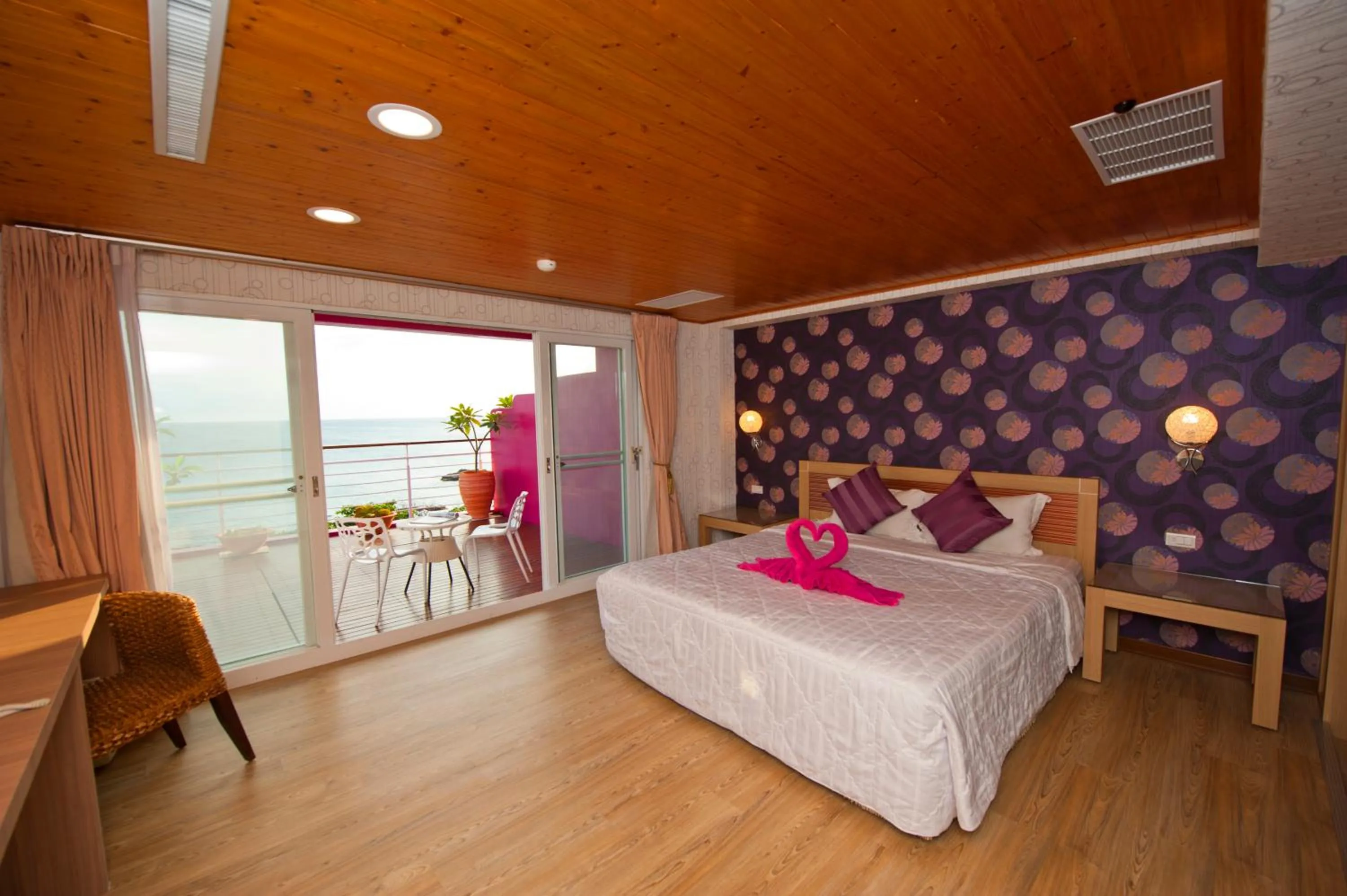 Bed in 墾丁品喬旅店