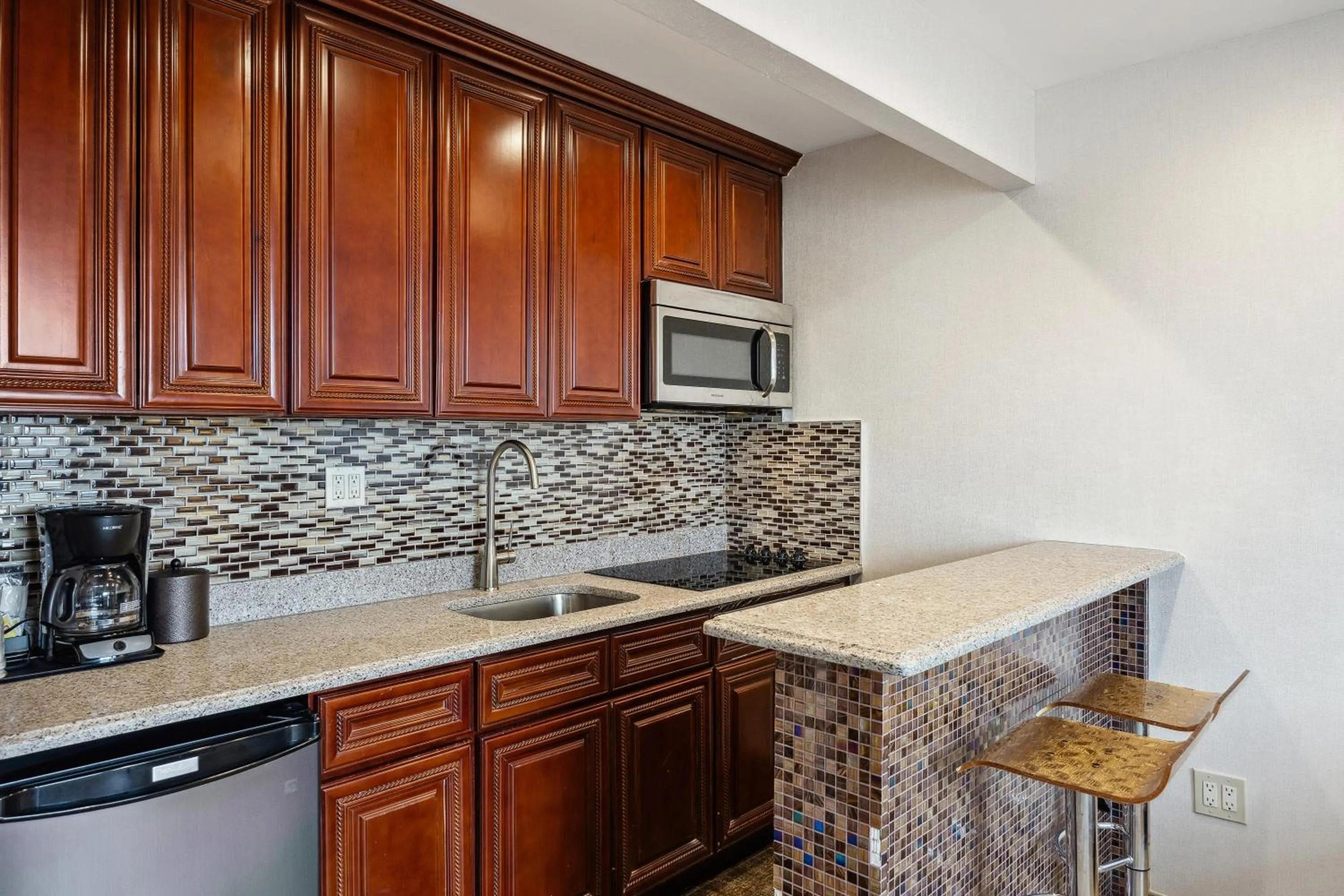 Ramada by Wyndham Flushing Queens