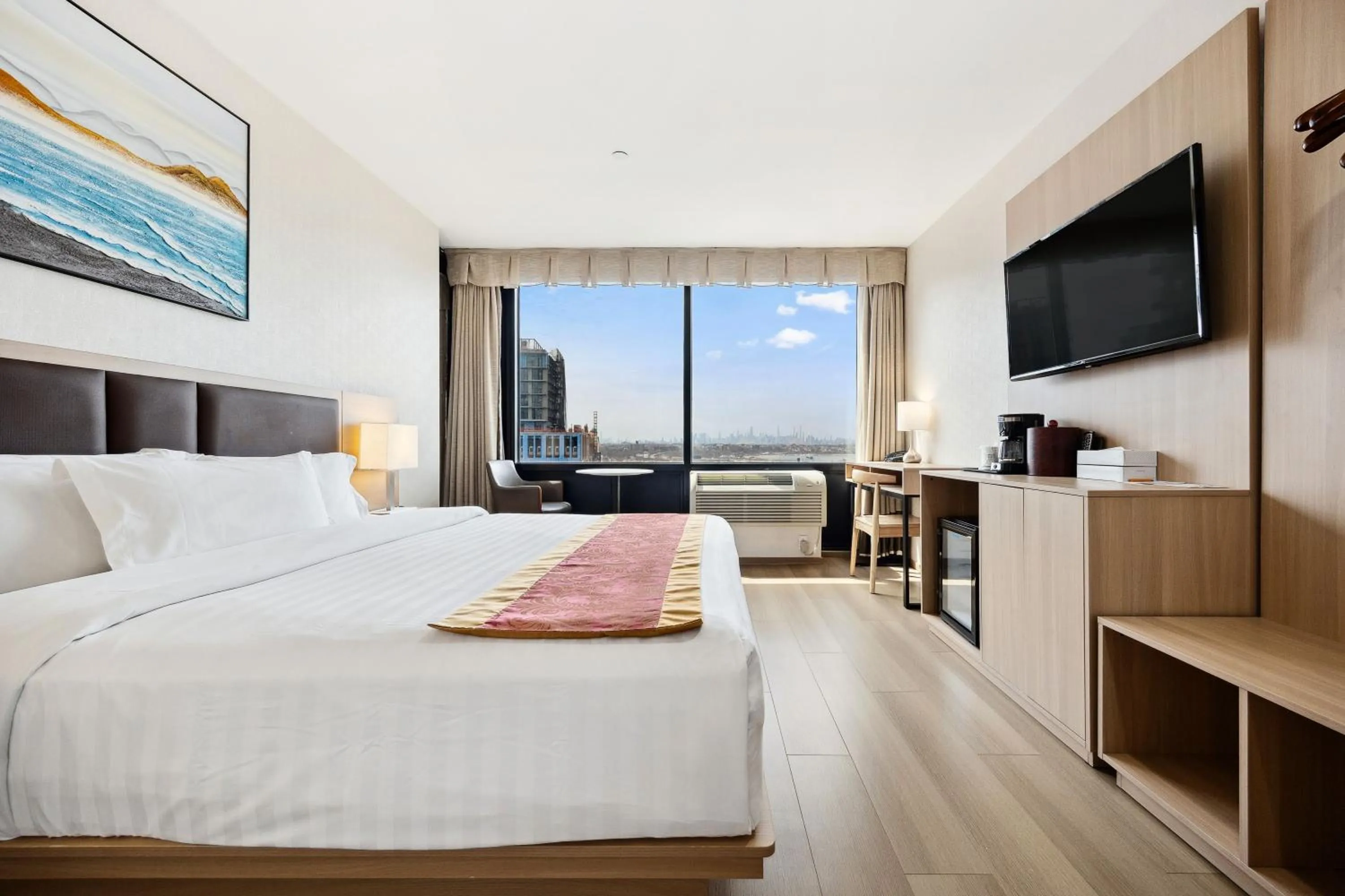 Bed in Ramada by Wyndham Flushing Queens