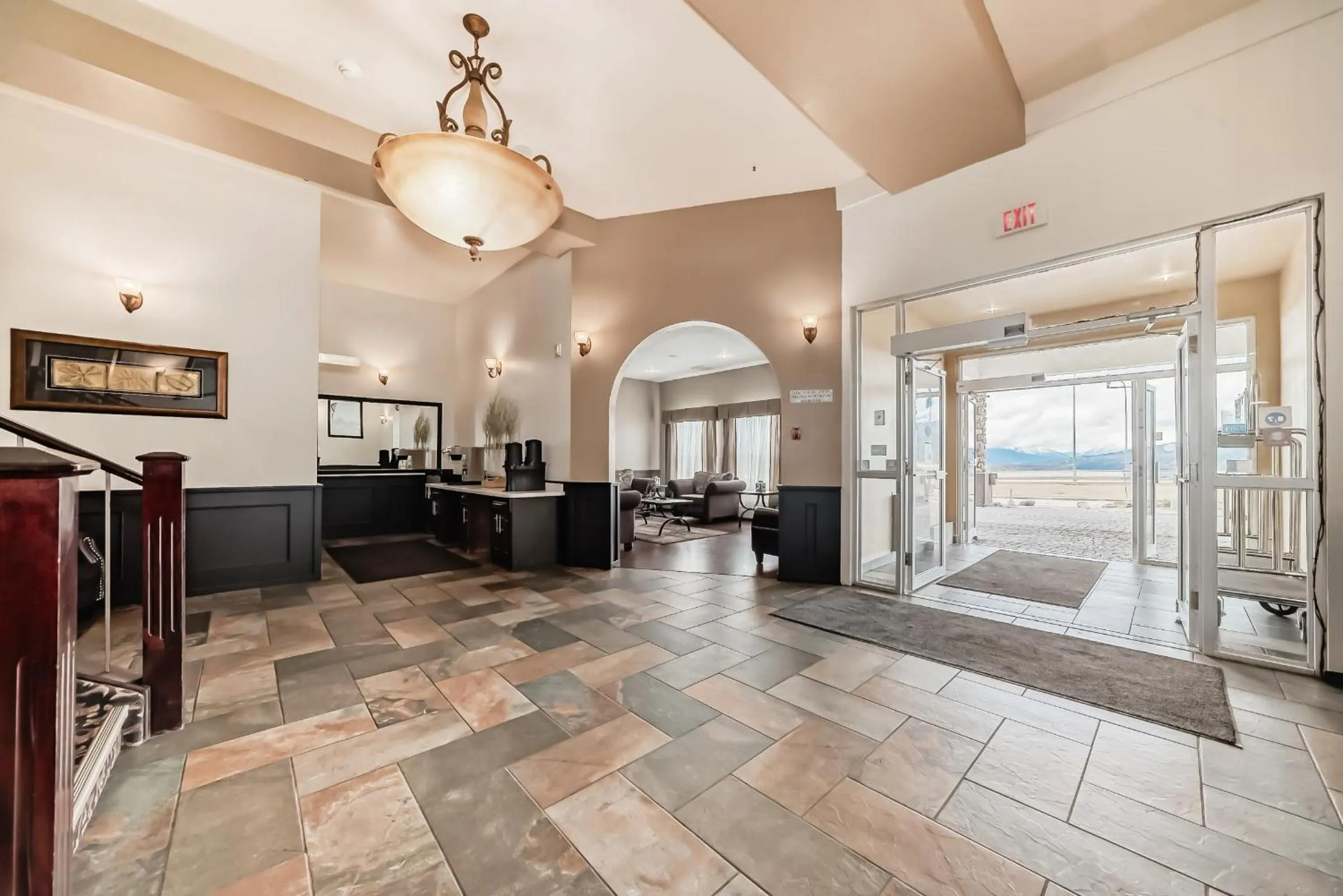 Lobby or reception in Grande Cache Inn & Suites