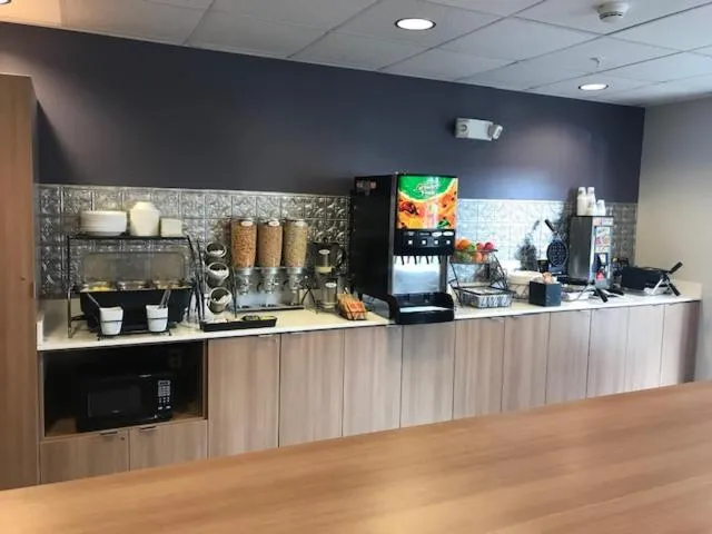 Continental breakfast in Microtel Inn & Suites by Wyndham Georgetown Delaware Beaches