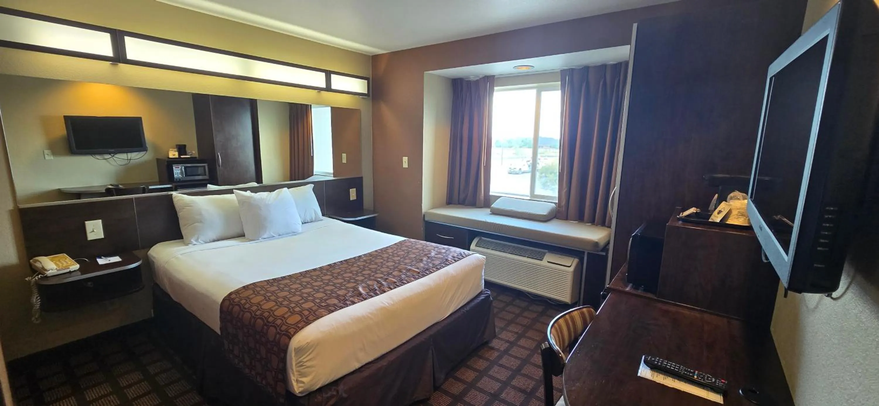 Photo of the whole room, Bed in Microtel Inn & Suites by Wyndham Odessa TX