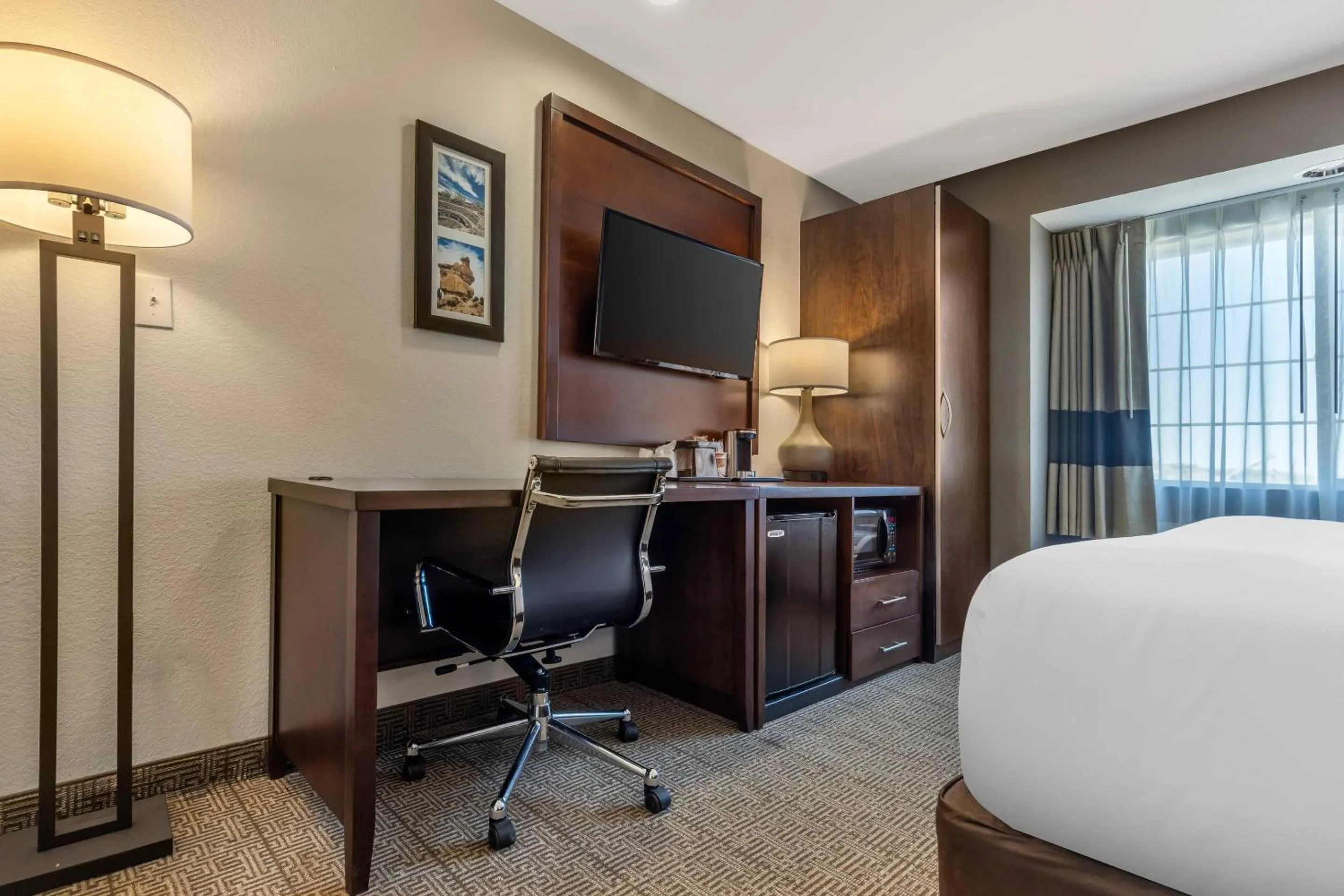 Bedroom, Bed in Comfort Inn & Suites Aztec - Farmington Area