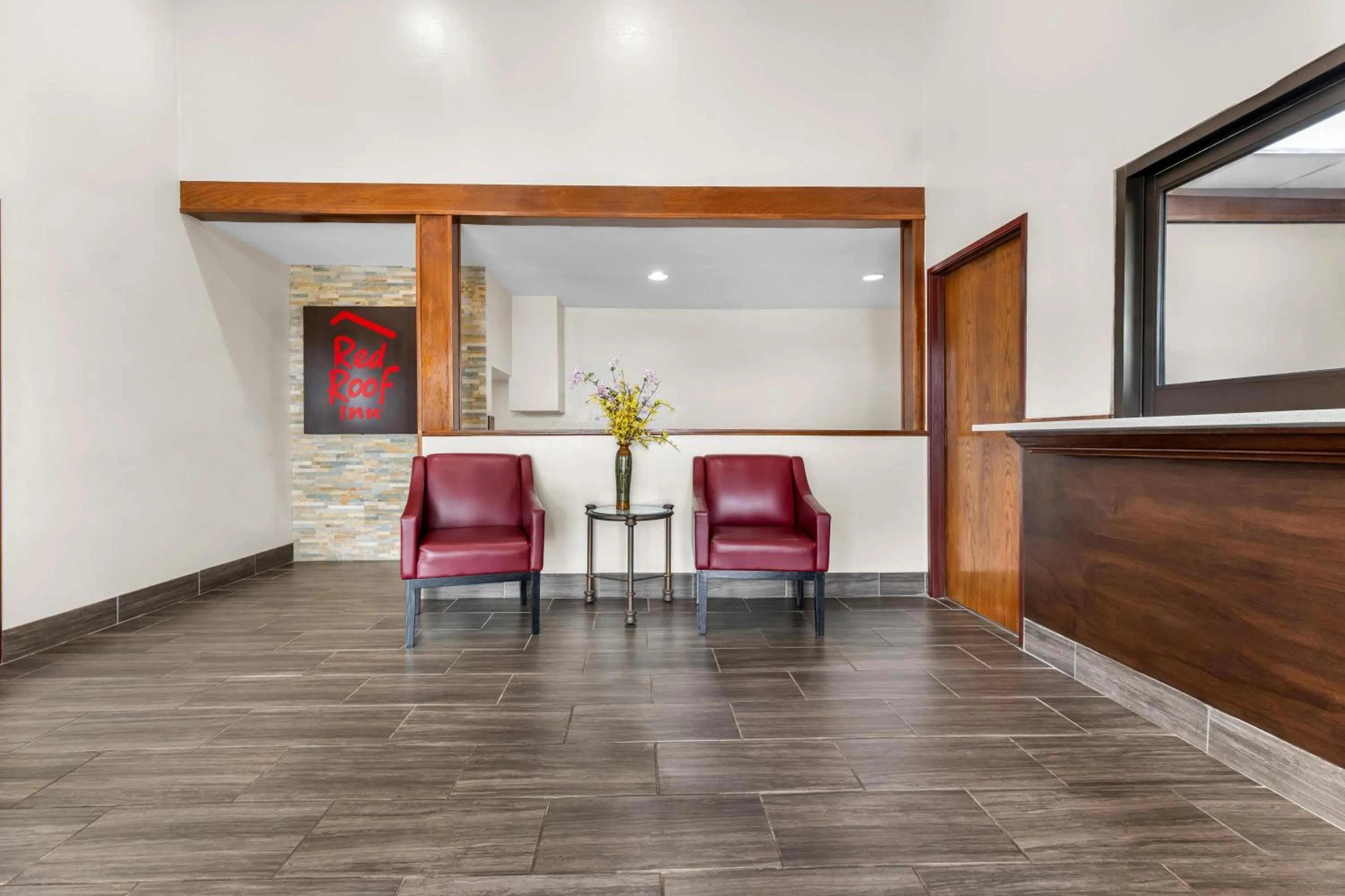 Lobby or reception in Red Roof Inn Huntsville, AL