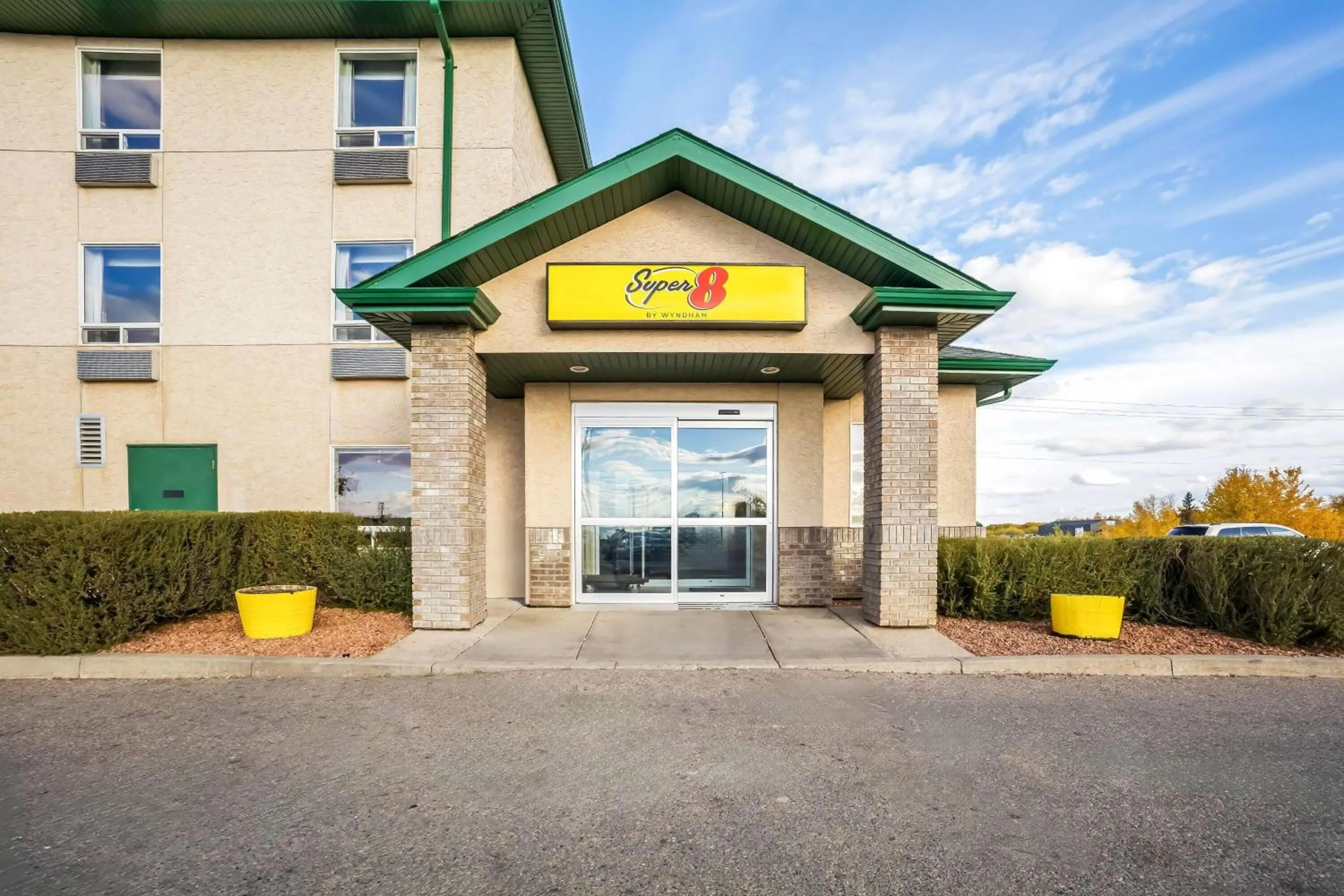 Property building in Super 8 by Wyndham Prince Albert