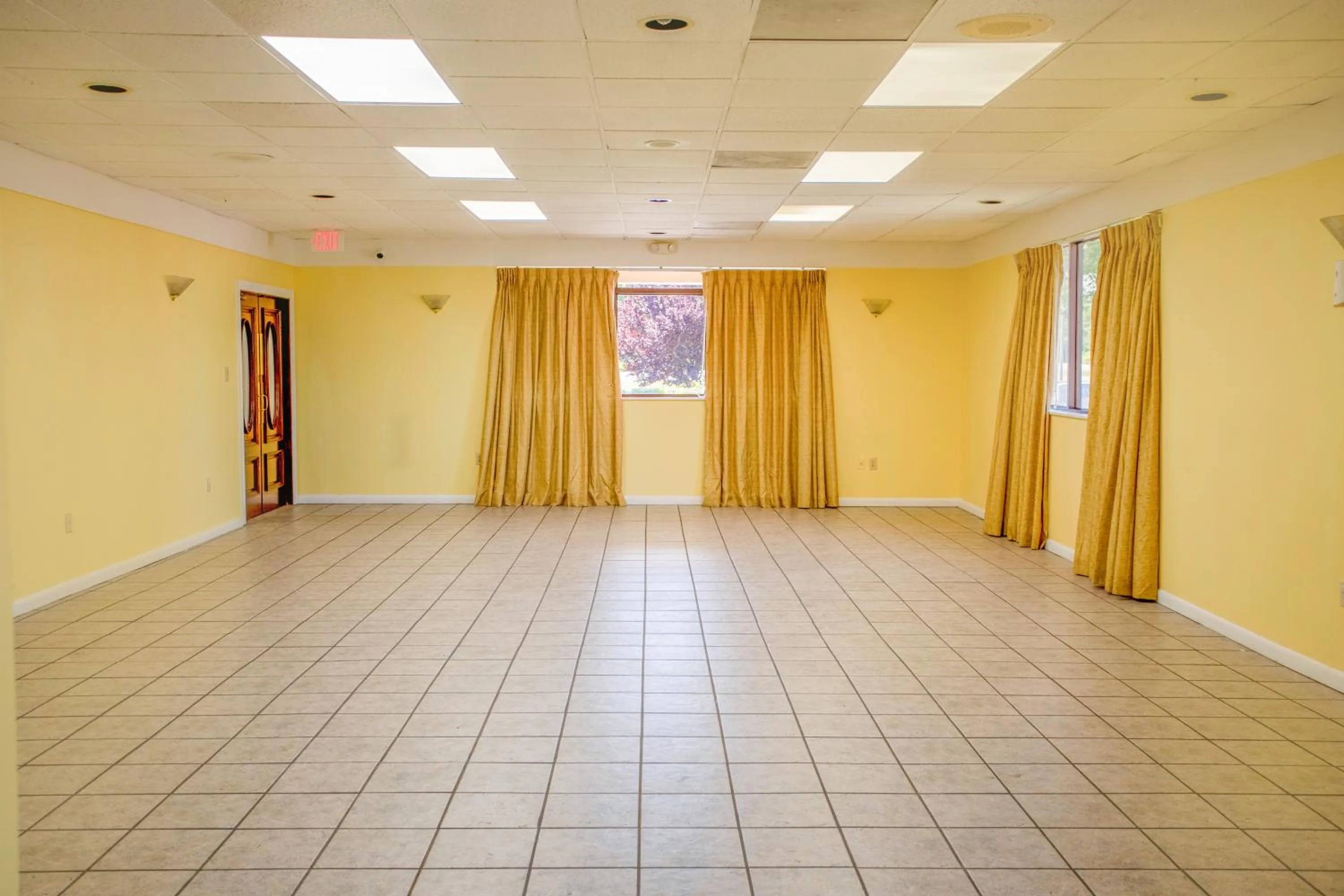 Area and facilities in OYO hotel Greensboro east I 40