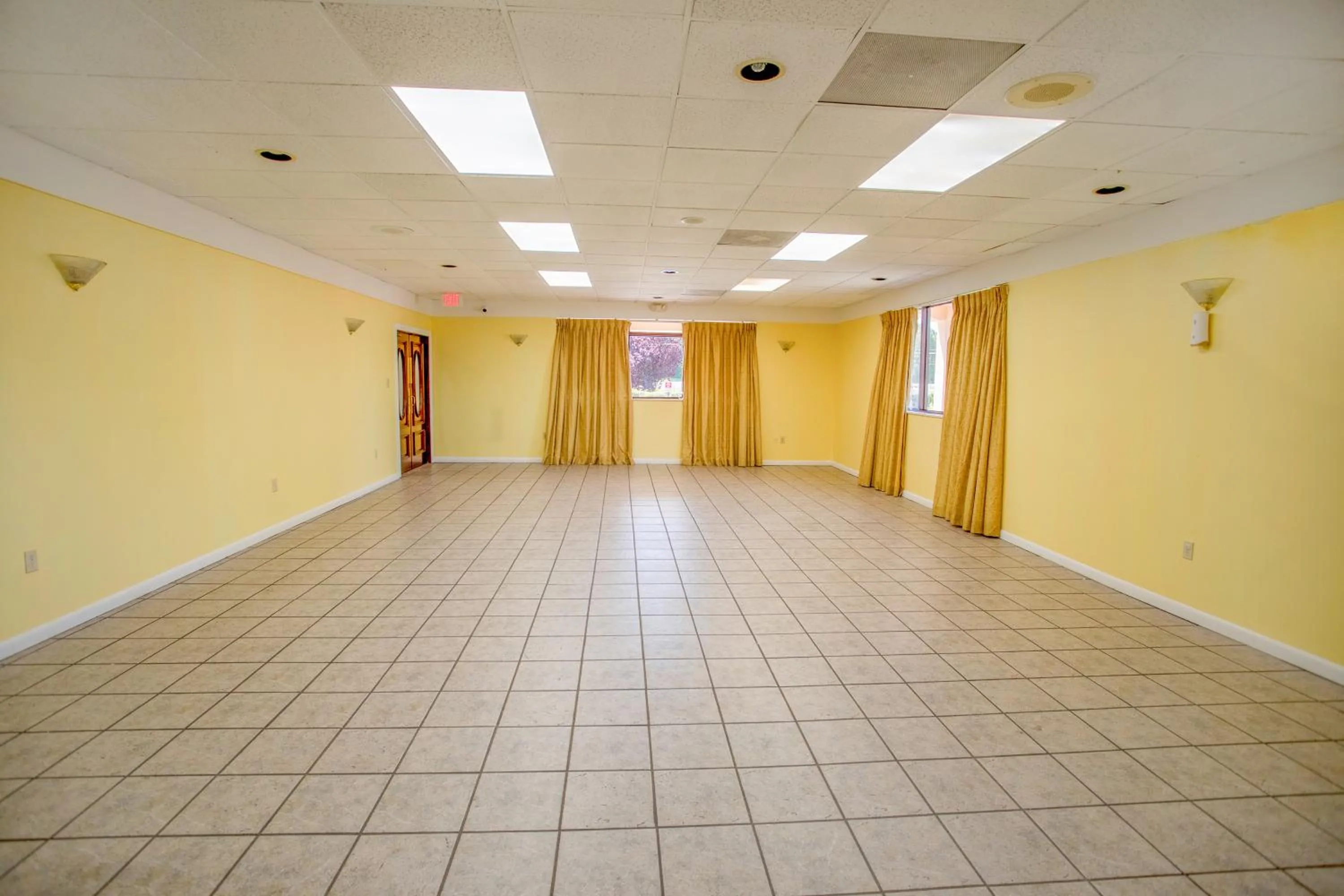 Area and facilities in OYO hotel Greensboro east I 40