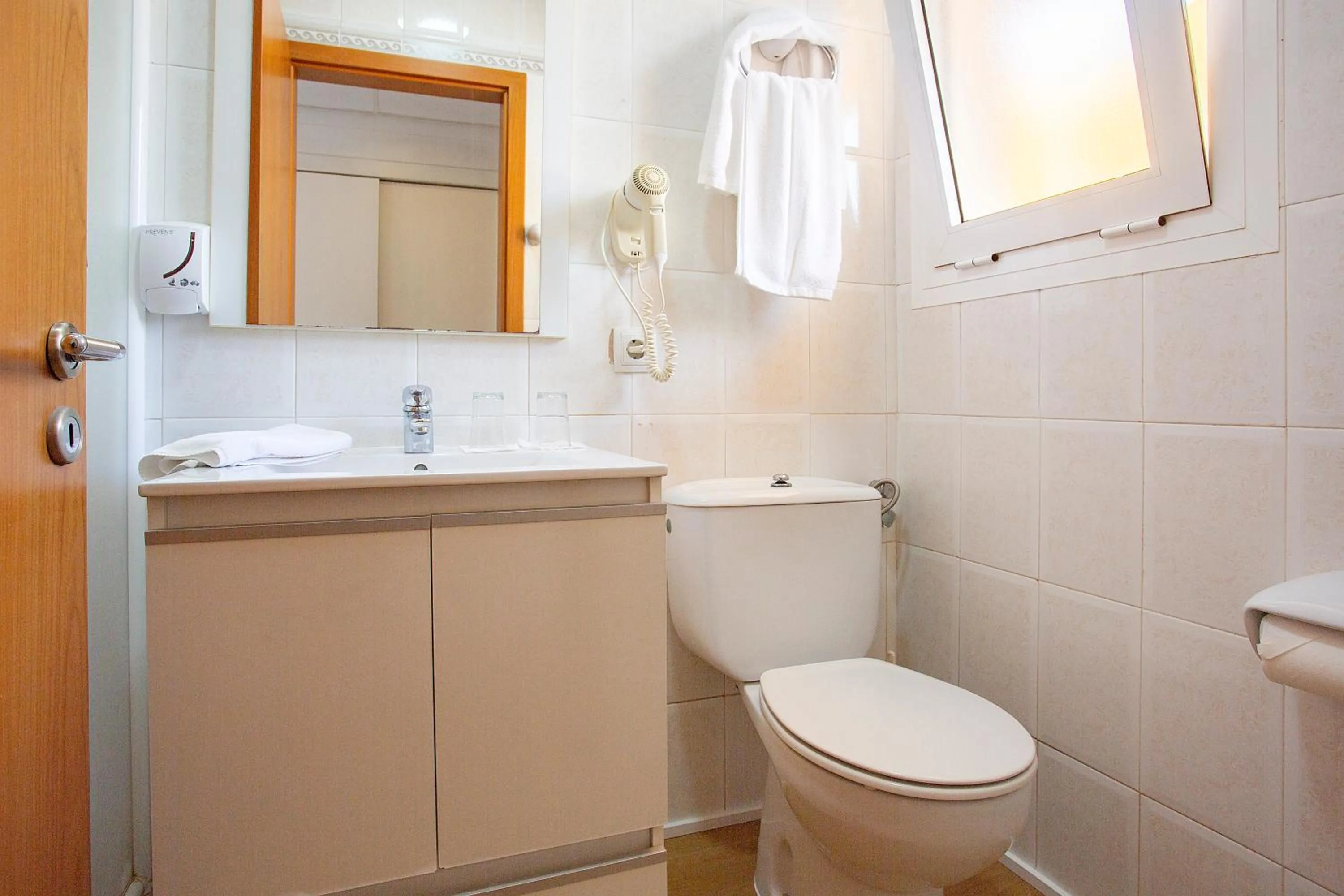 Shower in Hotel Cupidor