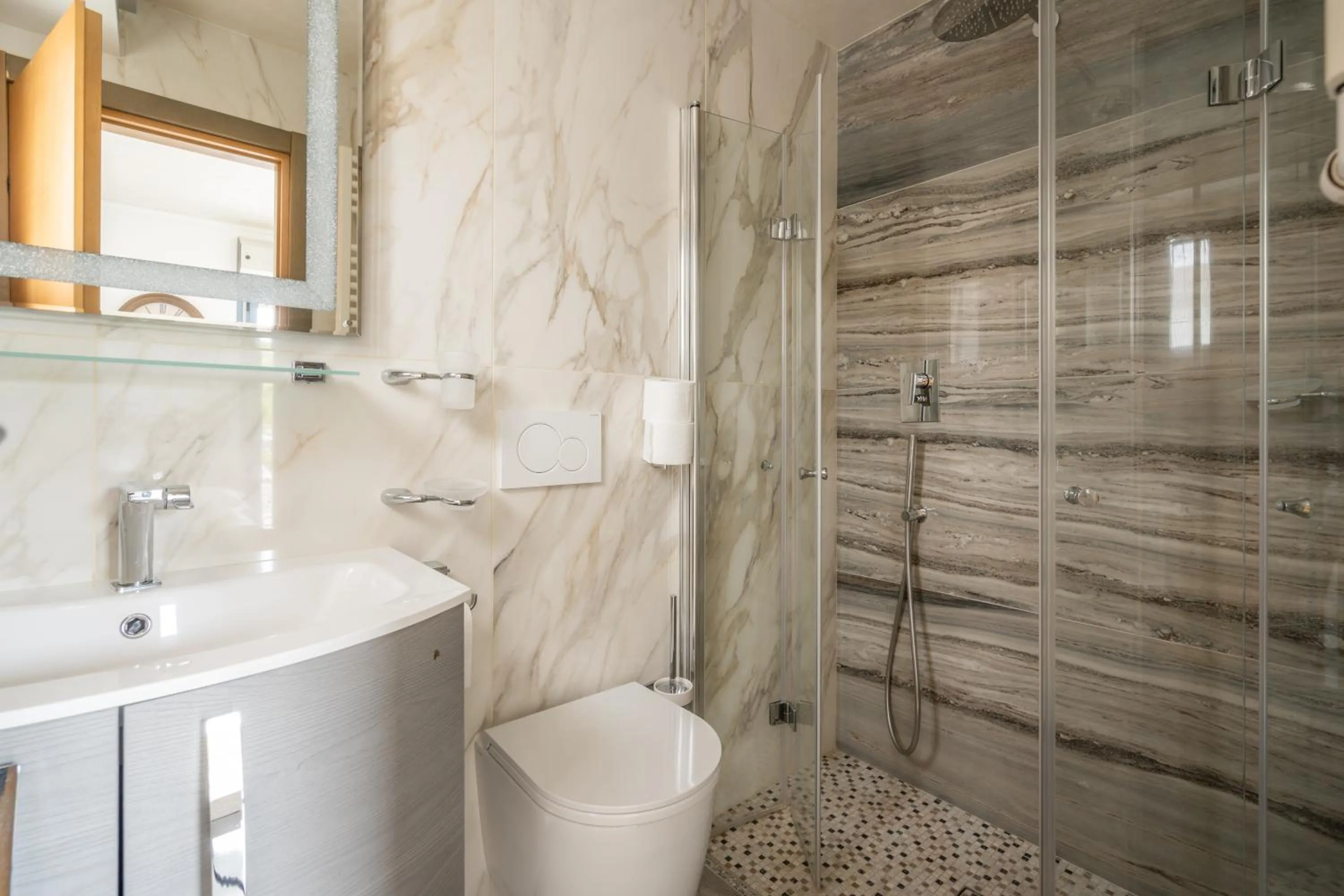 Bathroom in Royal Boutique Hotel